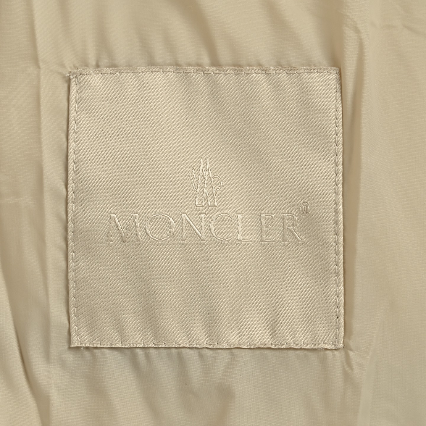 Moncler/蒙口 25Fw 双拉链口袋连帽羽绒服 盟可睐Bivouac连帽羽绒服