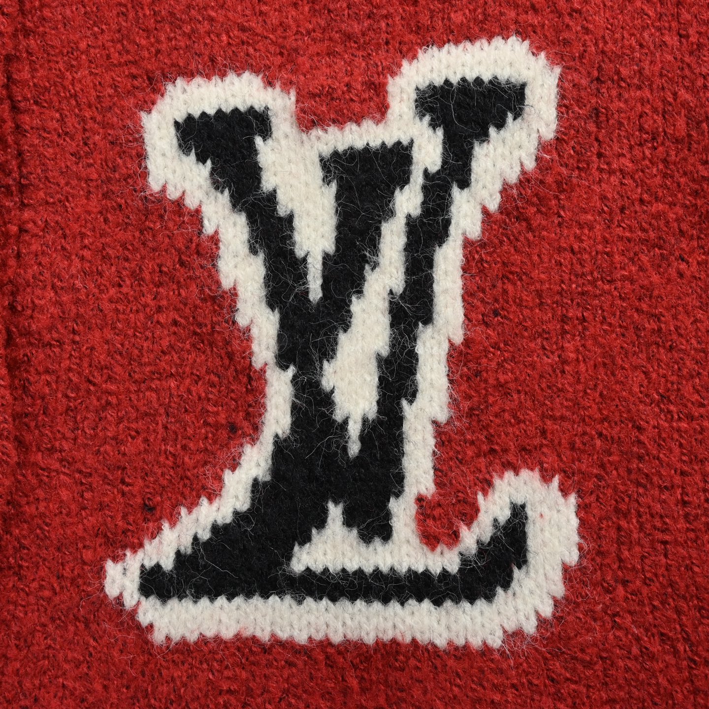 Louis Vuitton 路易威登 25Fw 提花大logo开衫毛衣-Chinese UA Cheap High Quatity Brand Clothes Bags handbags Sneakers wholesale wholesaler seller from China Factory suppliers Fashion Clothing Shoes best Quality Beautiful Price Louis Vuitton 路易威登 25Fw 提花大logo开衫毛衣