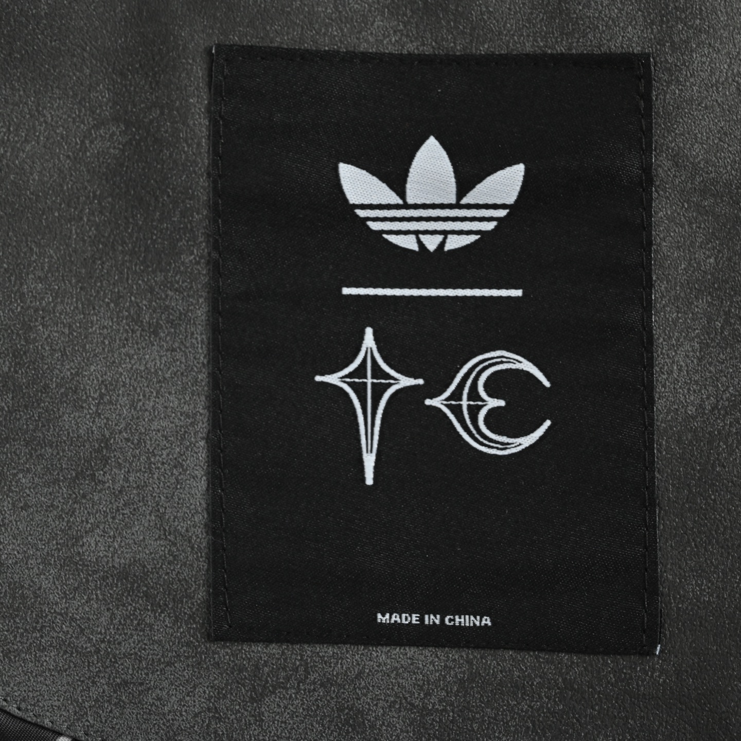 Adidas/阿迪达斯 联名款 TG LTHR JKT 运动连帽拉链夹克