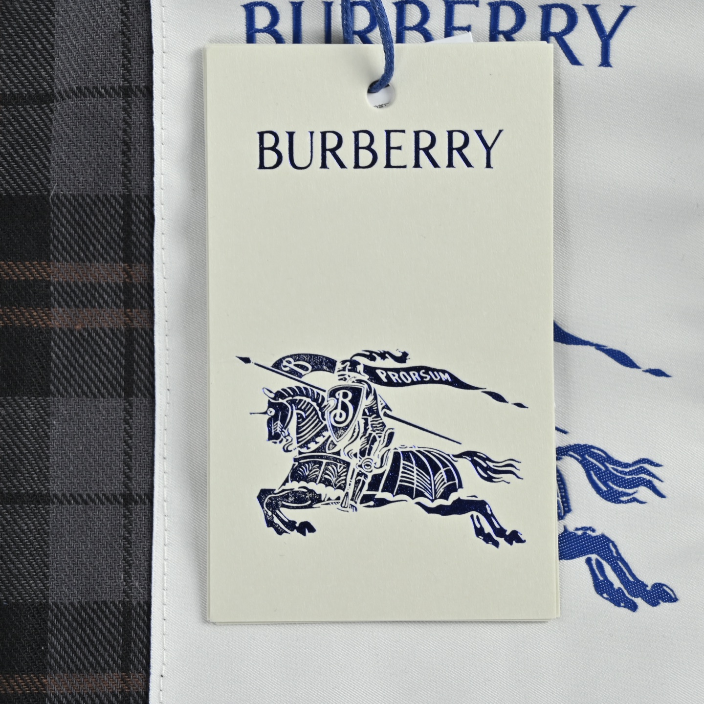Burberry/巴宝莉 战马皮章灯芯绒立领羽绒服