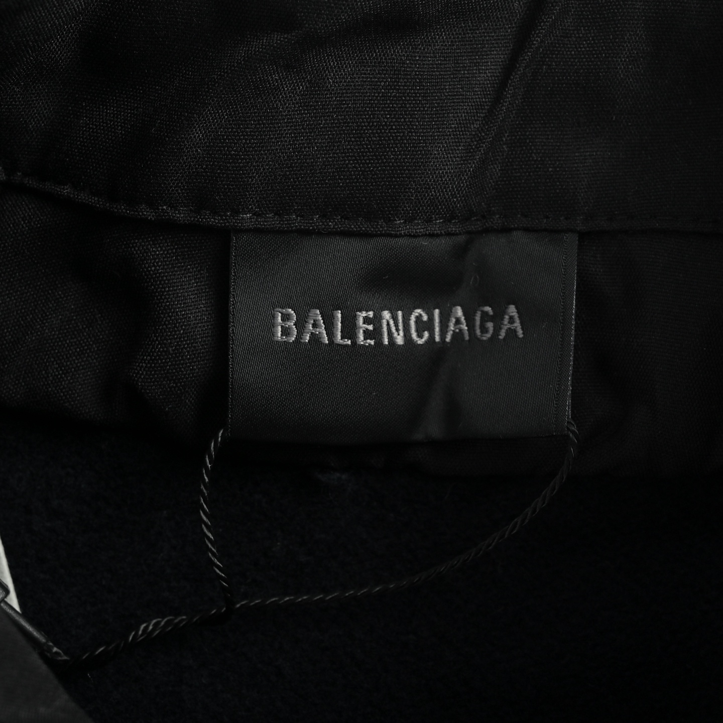 Balenciaga/巴黎世家 25Fw 前后刺绣假两件翻领卫衣