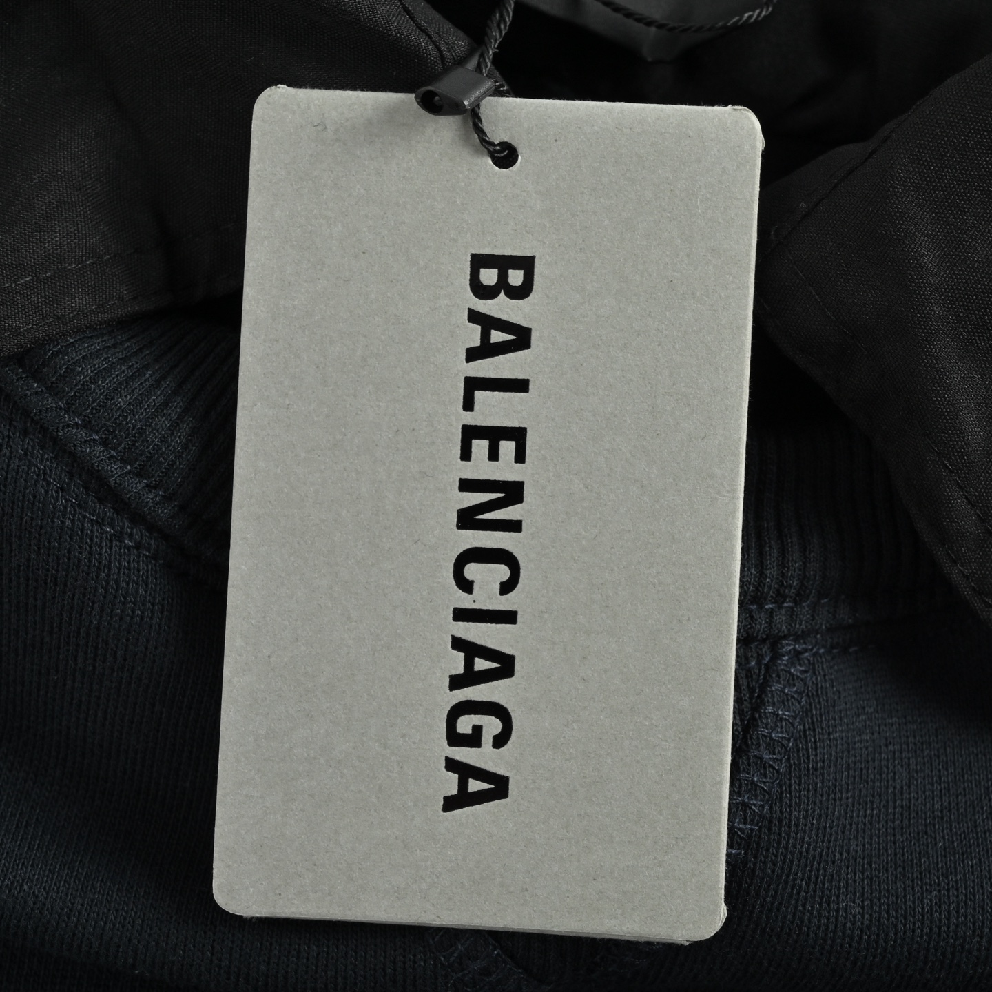 Balenciaga/巴黎世家 25Fw 前后刺绣假两件翻领卫衣