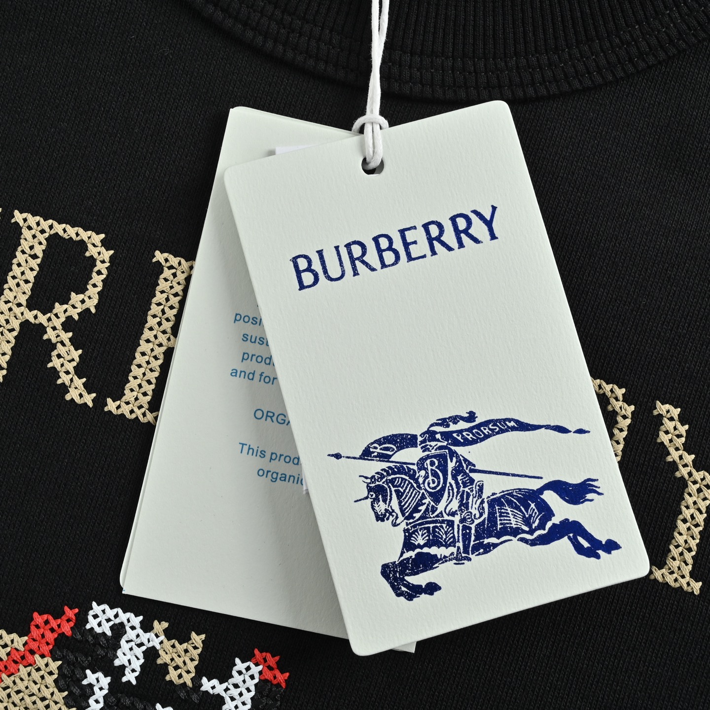 Burberry/巴宝莉 25Fw 十字绣格子战马刺绣圆领卫衣