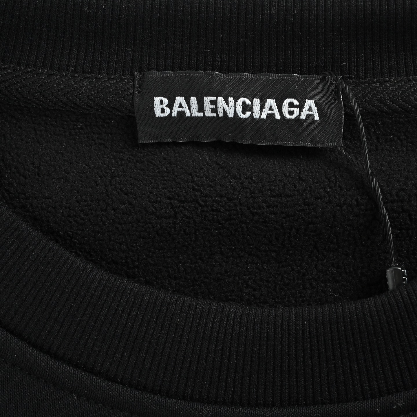 Balenciaga/巴黎世家 25Fw 彩色字母圆领卫衣