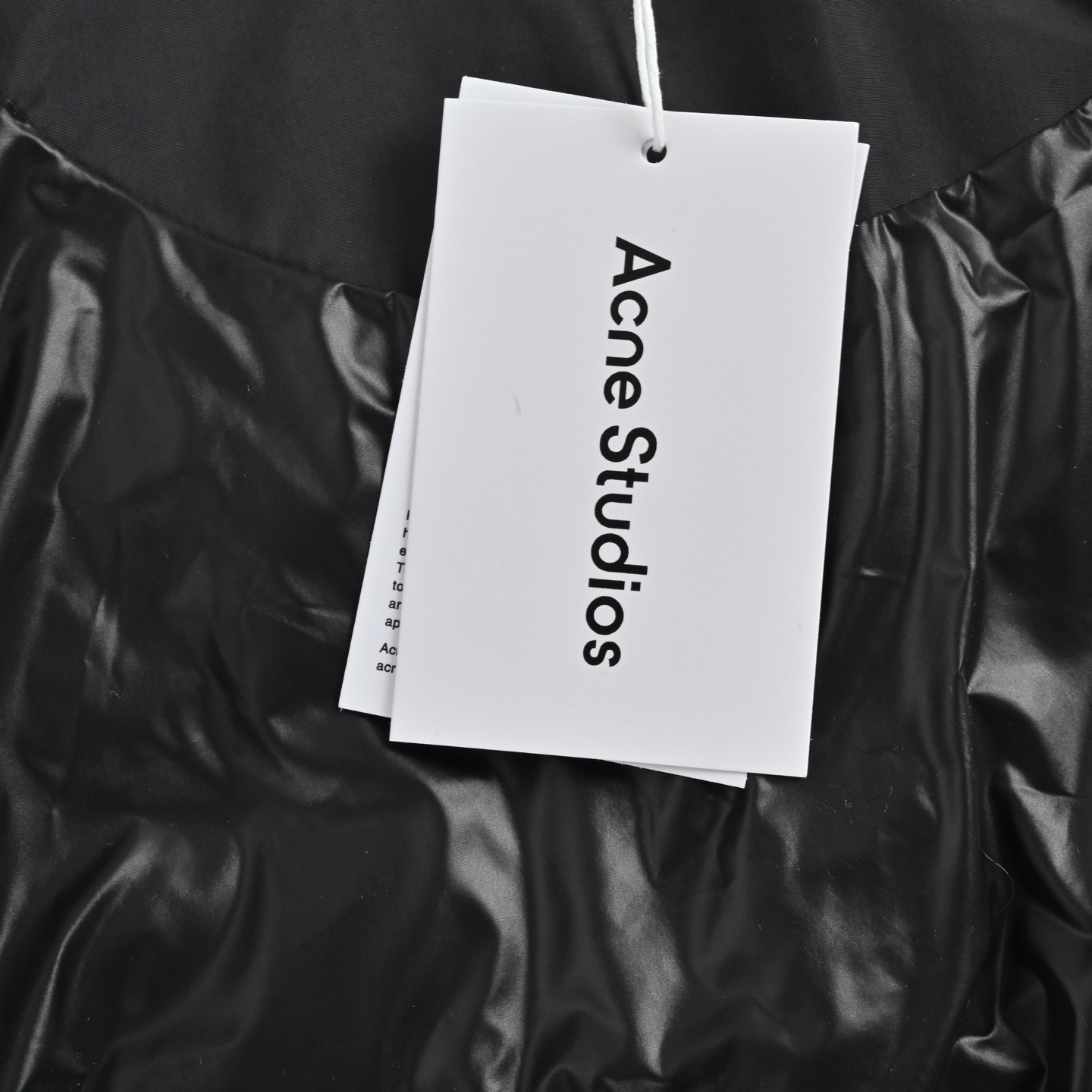 Acne Studios 小标排骨羽绒马甲
