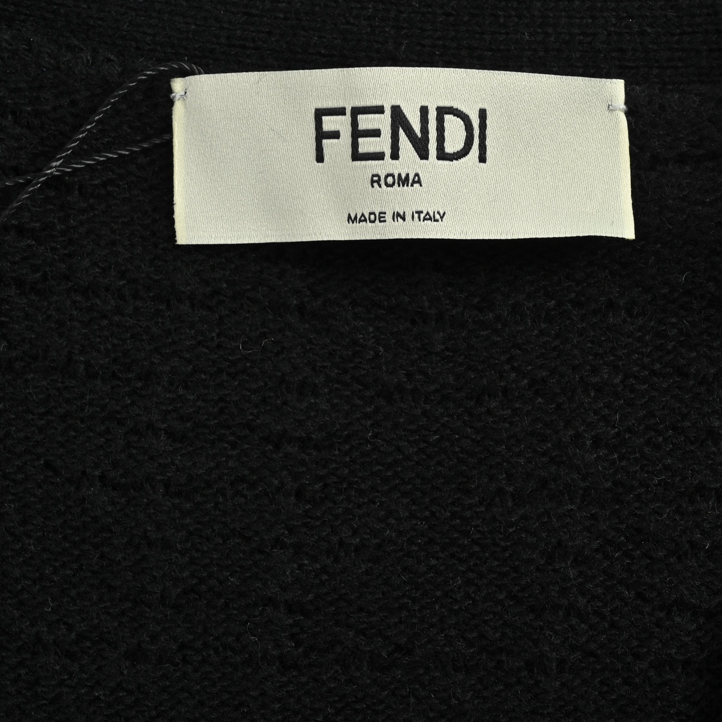 Fendi/芬迪 谷波提花V领针织开衫
