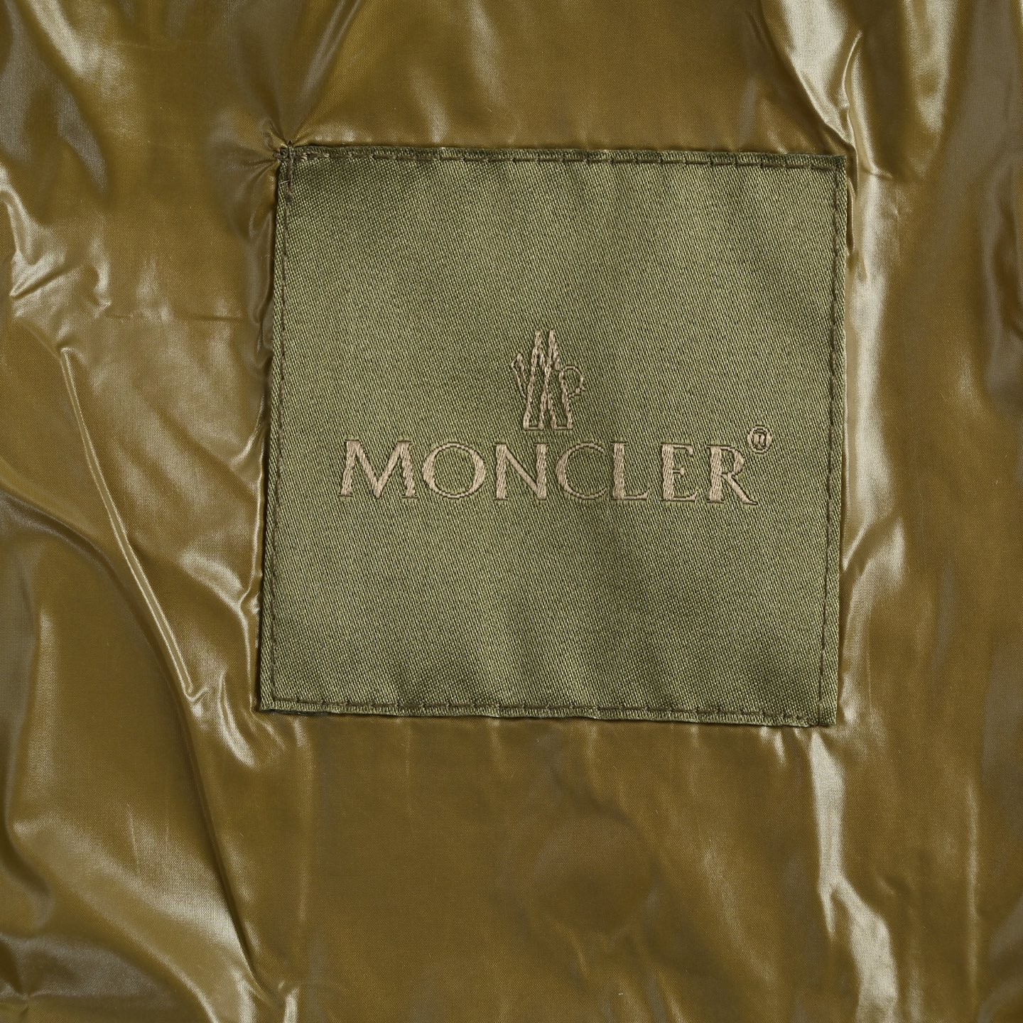 Moncler/蒙口 Abbadia毛巾绣标立领羽绒服 Moncler Abbadia短款羽绒服