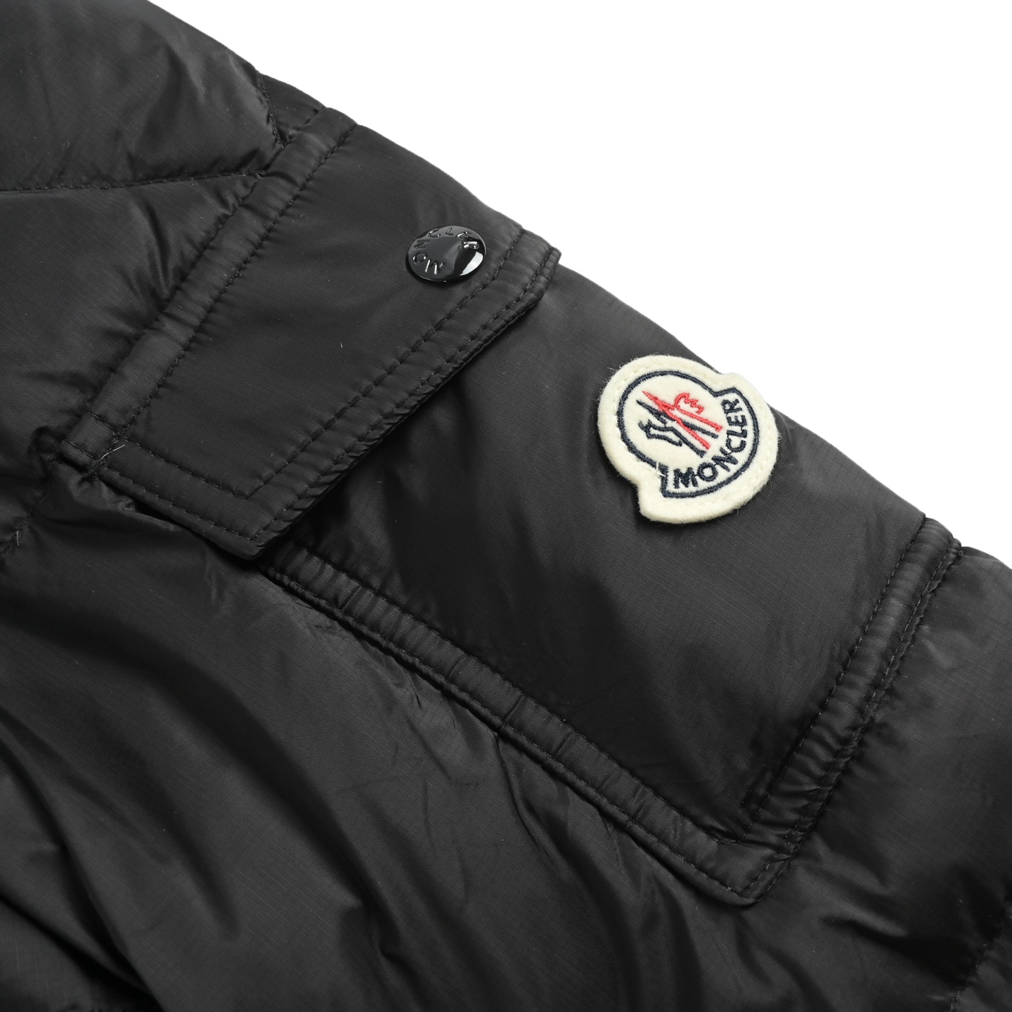 Moncler/蒙口 新玛雅Maya连帽羽绒服 Moncler Couyere灰色羽绒服