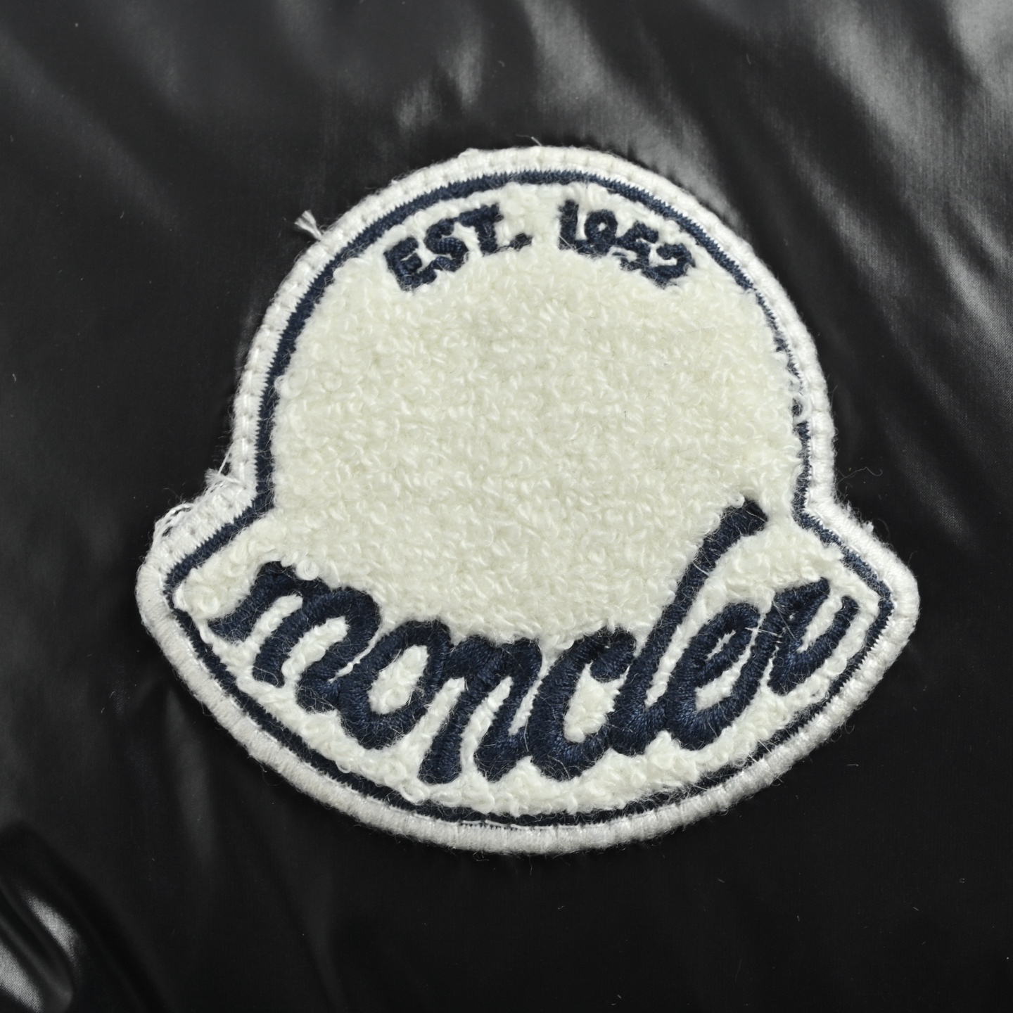 Moncler/蒙口 Sumido毛巾logo羽绒马甲 Moncler Sumido系列羽绒马甲