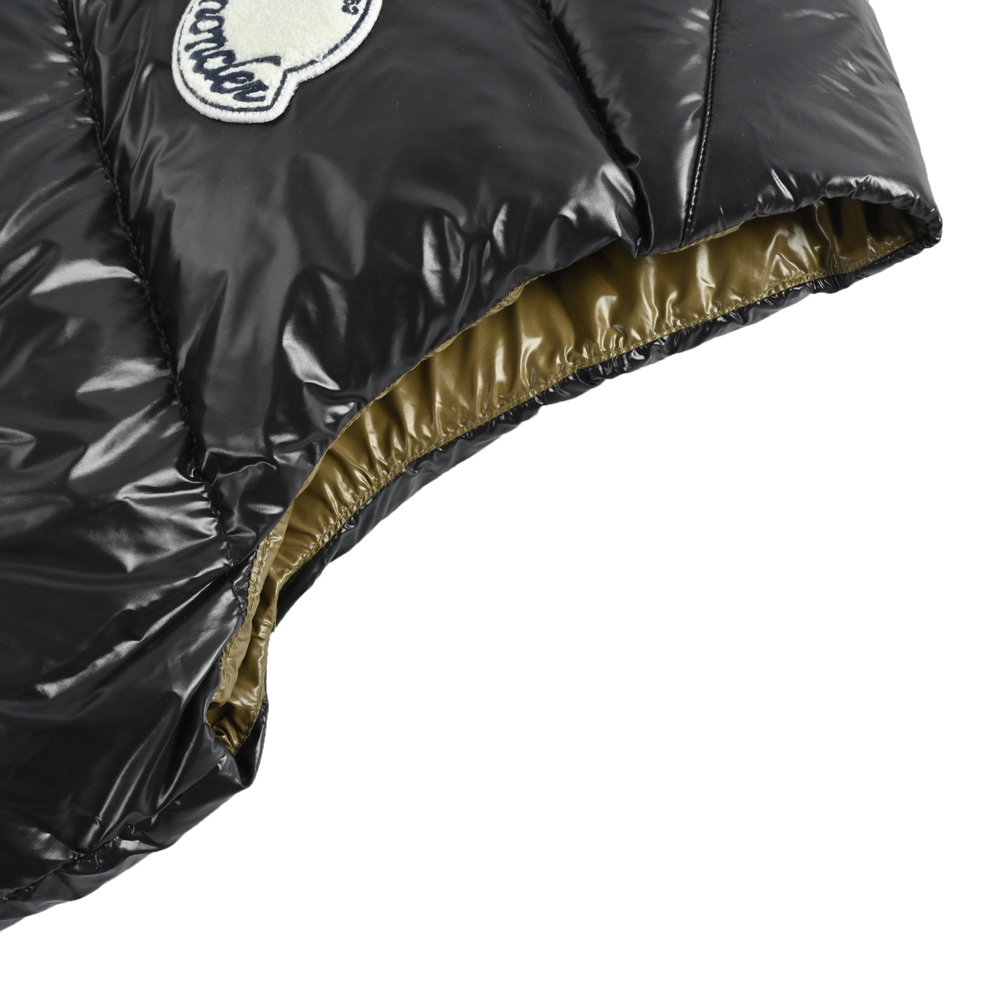 Moncler/蒙口 Sumido毛巾logo羽绒马甲 Moncler Sumido系列羽绒马甲