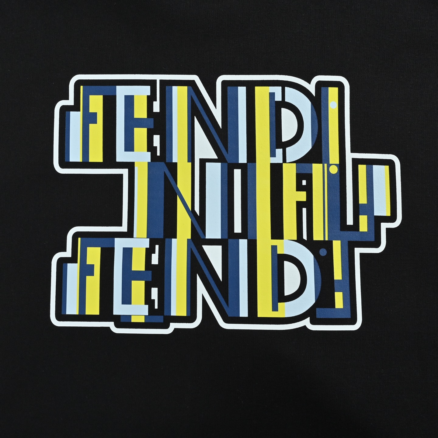 Fendi/芬迪 炫彩字母印花连帽卫衣 oversize版型 宽松