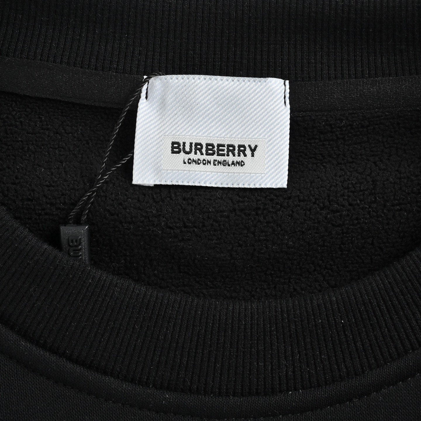 Burberry/巴宝莉 爱心战马字母印花圆领卫衣