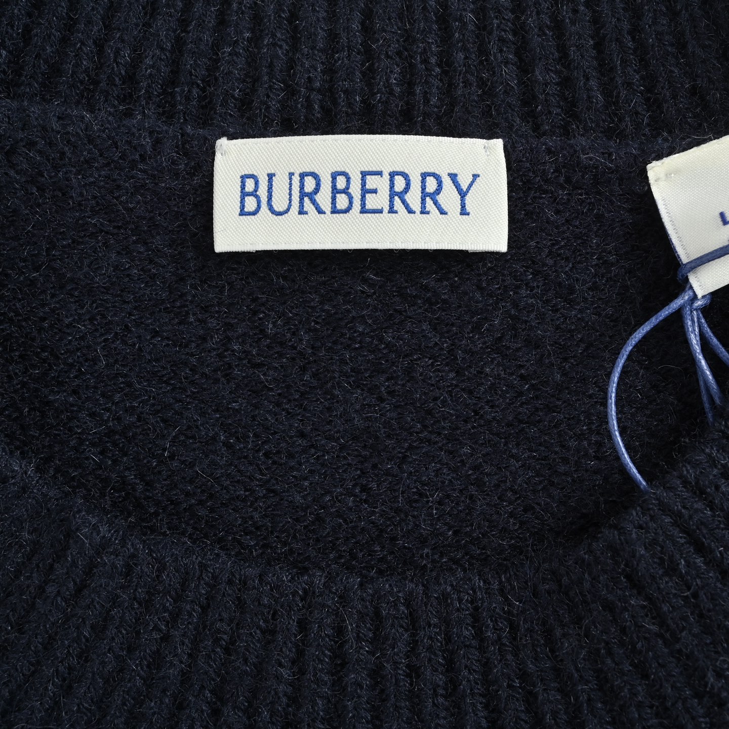Burberry/巴宝莉 下摆战马纯色拼接羊绒圆领针织毛衣