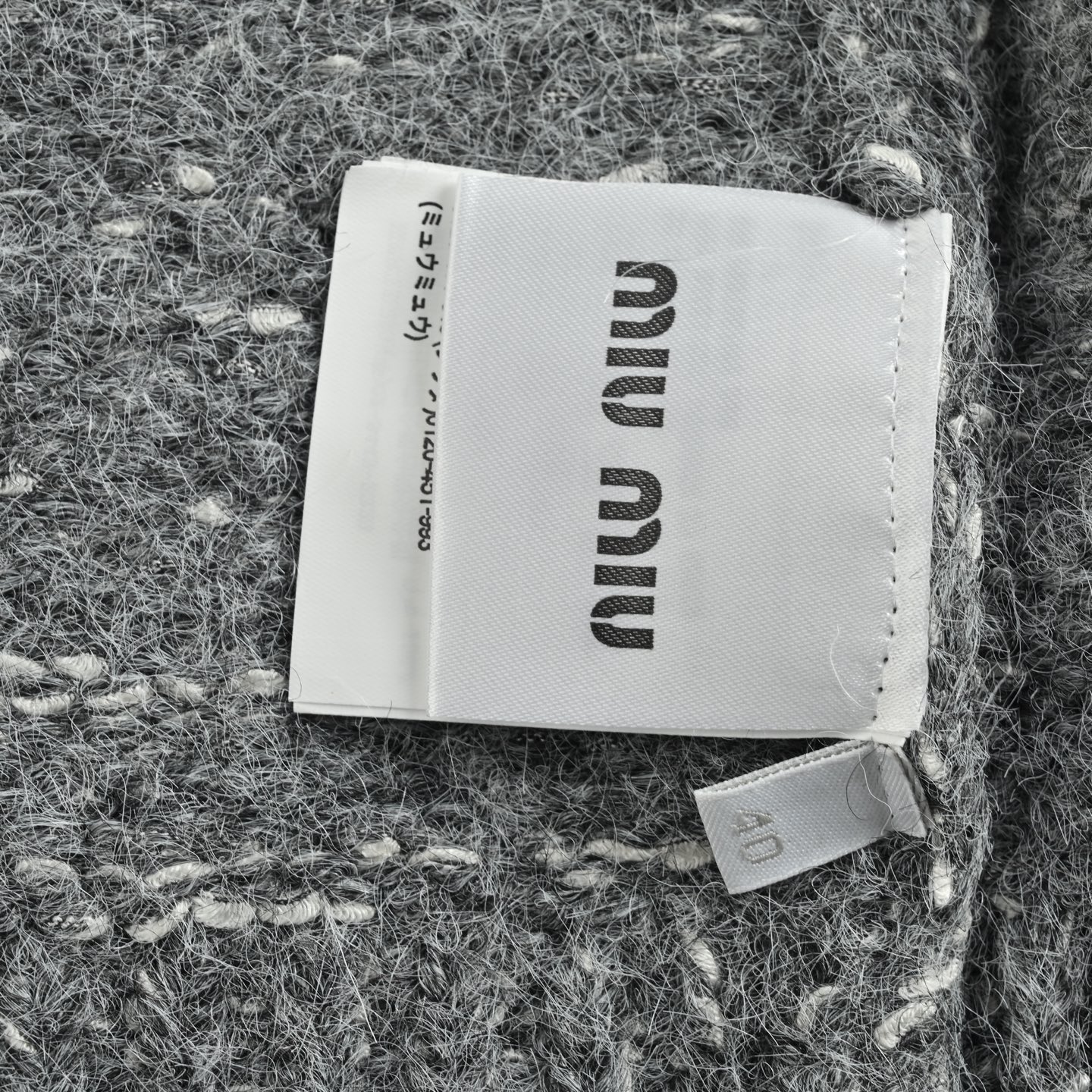 Miu Miu/缪缪 25Fw 贴布logo刺绣拉链连帽毛衣外套