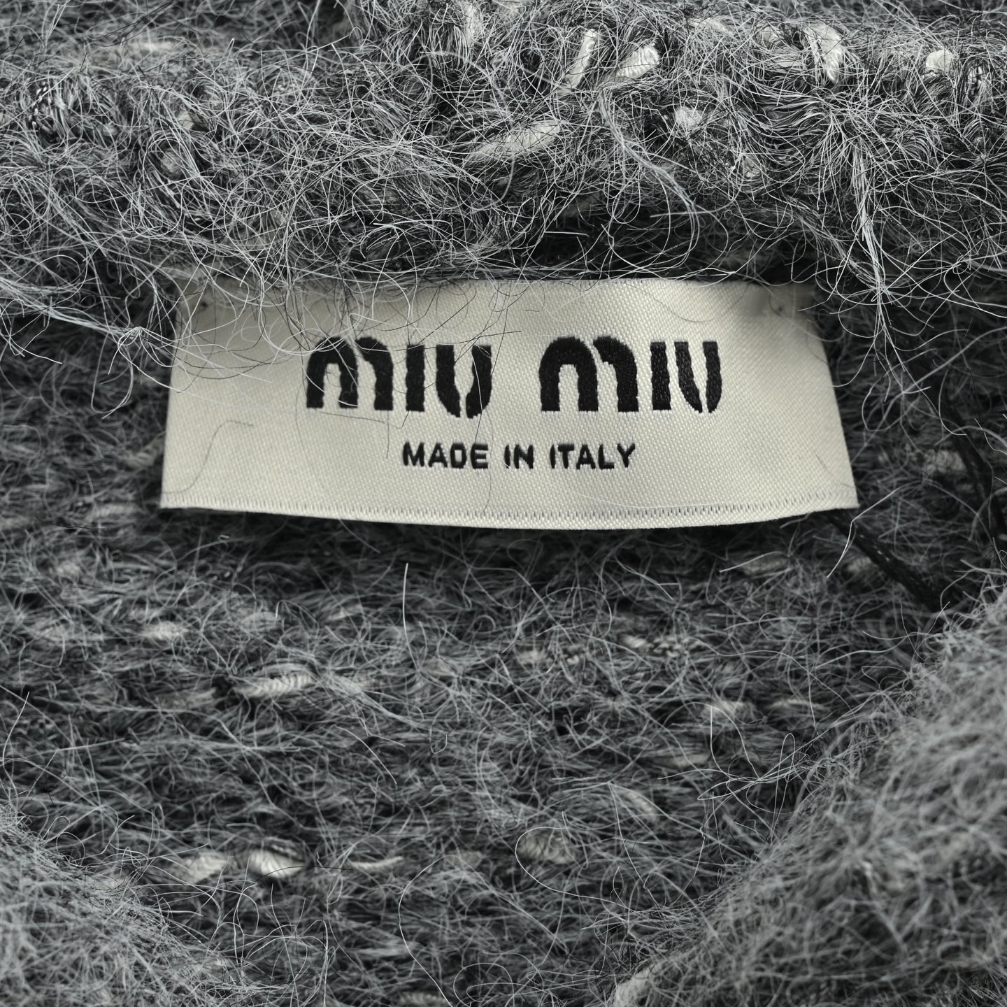Miu Miu/缪缪 25Fw 贴布logo刺绣拉链连帽毛衣外套