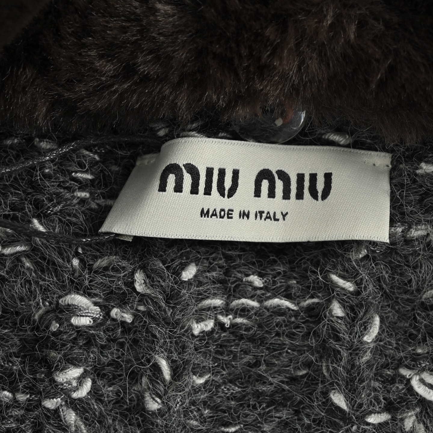 Miu Miu/缪缪 25Fw 水貂领皮草羊毛拉链外套 松弛感里的绒暖奢感