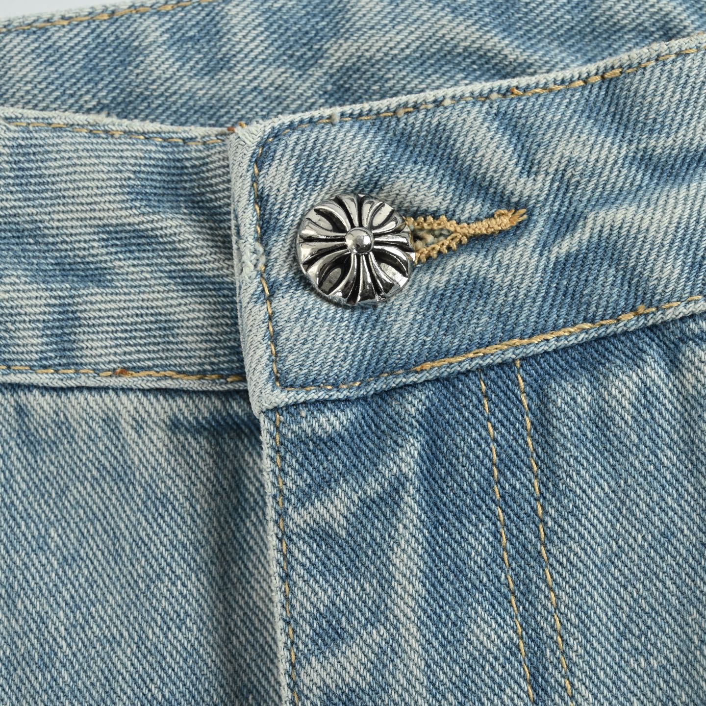 Chrome Hearts 克罗心 十字架贴皮绣洗水牛仔裤-Chinese UA Cheap High Quatity Brand Clothes Bags handbags Sneakers wholesale wholesaler seller from China Factory suppliers Fashion Clothing Shoes best Quality Beautiful Price Chrome Hearts 克罗心 十字架贴皮绣洗水牛仔裤