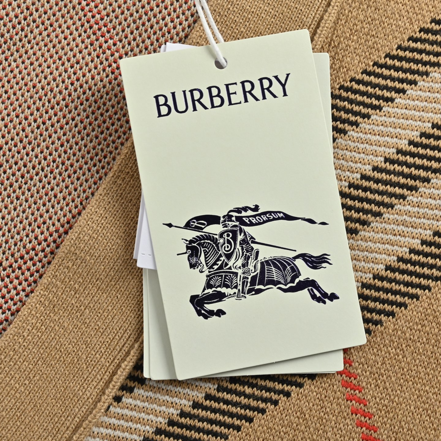 Burberry/巴宝莉 24Fw 斜格纹针织开衫毛衣