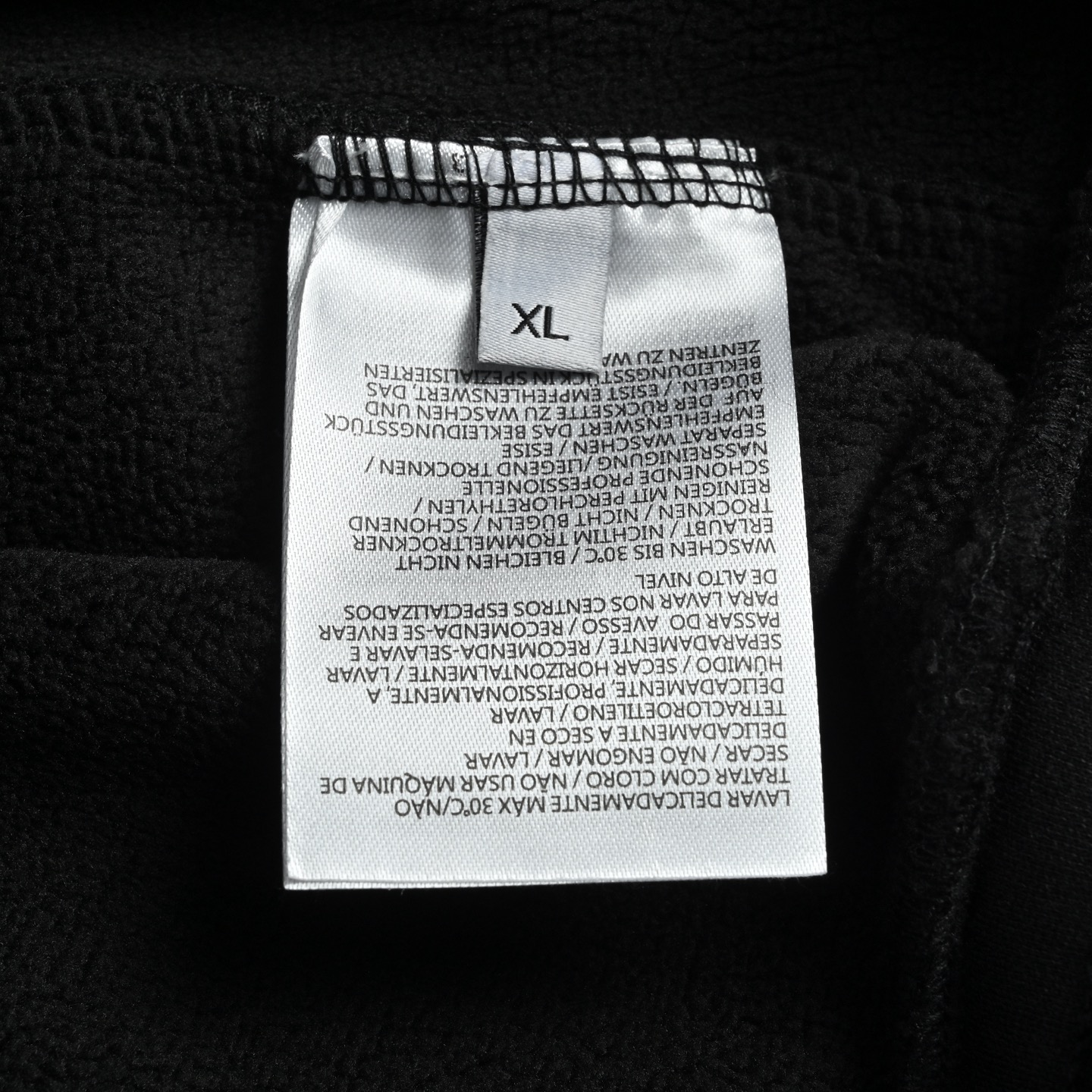 Moncler 蒙口 刺绣小标加绒直筒长裤-Chinese UA Cheap High Quatity Brand Clothes Bags handbags Sneakers wholesale wholesaler seller from China Factory suppliers Fashion Clothing Shoes best Quality Beautiful Price Moncler 蒙口 刺绣小标加绒直筒长裤