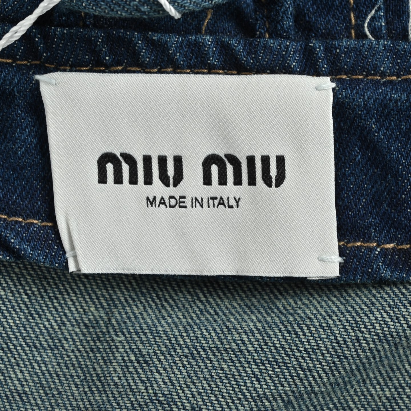Miu Miu 缪缪 贴绣拉链连帽牛仔外套