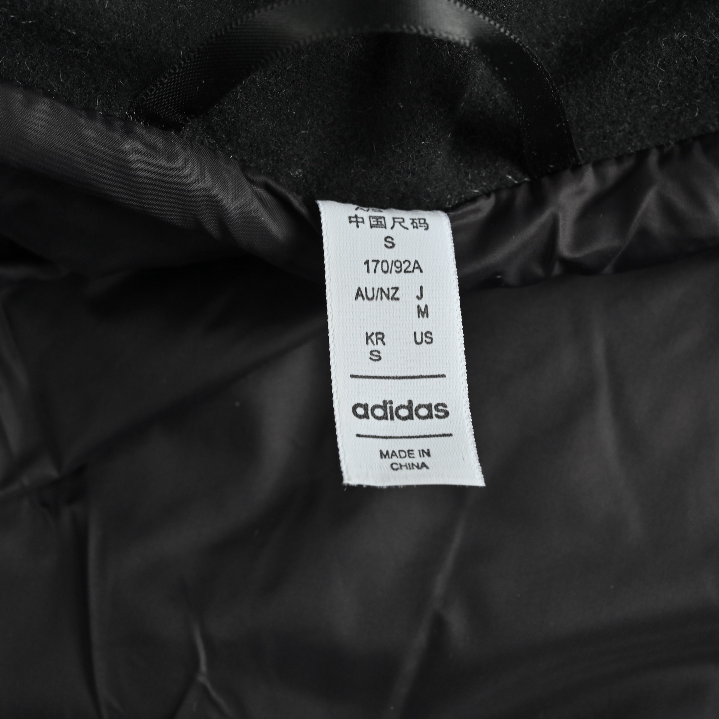 Adidas 阿迪达斯 三条杠长款落肩羽绒服-Chinese UA Cheap High Quatity Brand Clothes Bags handbags Sneakers wholesale wholesaler seller from China Factory suppliers Fashion Clothing Shoes best Quality Beautiful Price Adidas 阿迪达斯 三条杠长款落肩羽绒服
