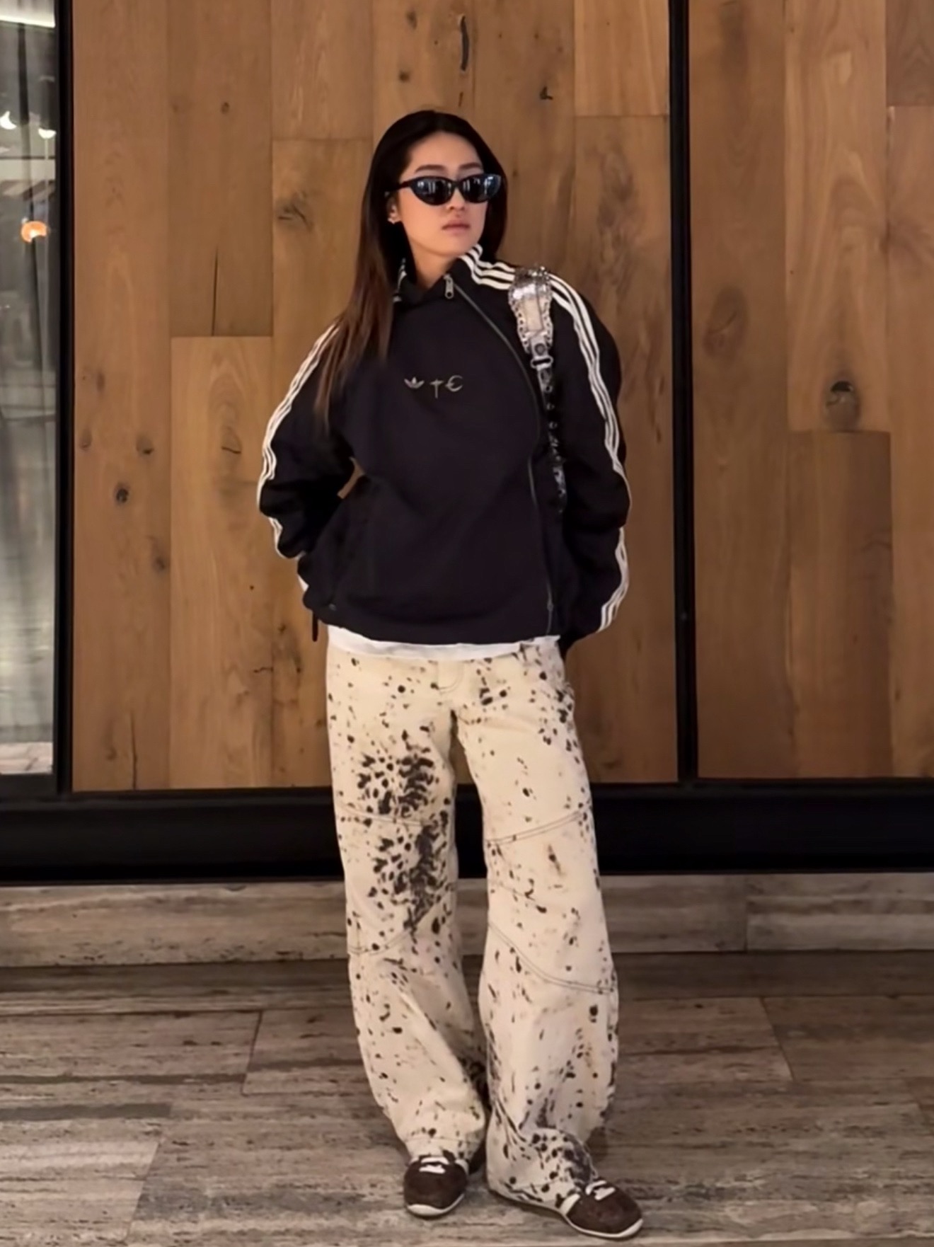 _dec9sg-jOhl-d3lJLH9xSfaoNKxvIfjYz3FnLFQ