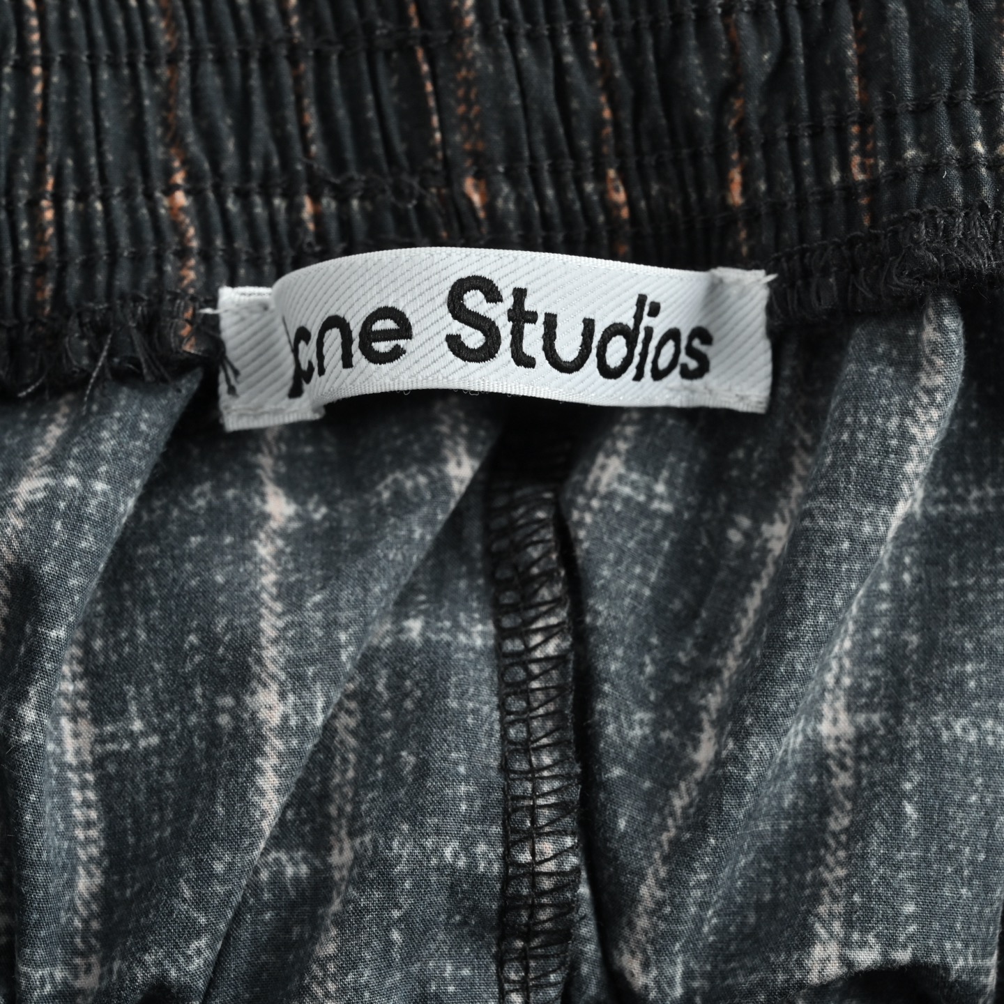 Acne Studios GYM 做旧假俩件徽标长裤-Chinese UA Cheap High Quatity Brand Clothes Bags handbags Sneakers wholesale wholesaler seller from China Factory suppliers Fashion Clothing Shoes best Quality Beautiful Price Acne Studios GYM 做旧假俩件徽标长裤