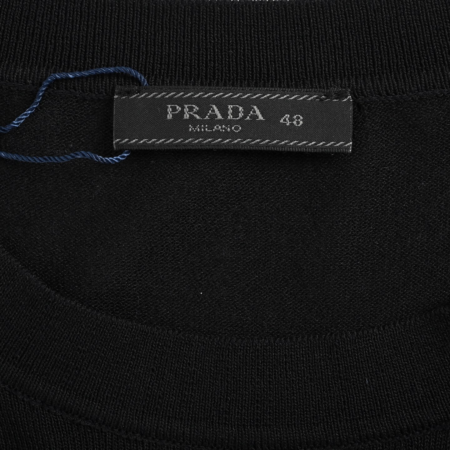 Prada 普拉达 胸口刺绣徽标针织短袖-Chinese wholesaler seller Clothes Bags handbags wholesale Shoes High Quatity wholesaler seller Cheap Sneakers from China Factory Chinese suppliers china wholesale clothing wholesaler seller Prada 普拉达 胸口刺绣徽标针织短袖