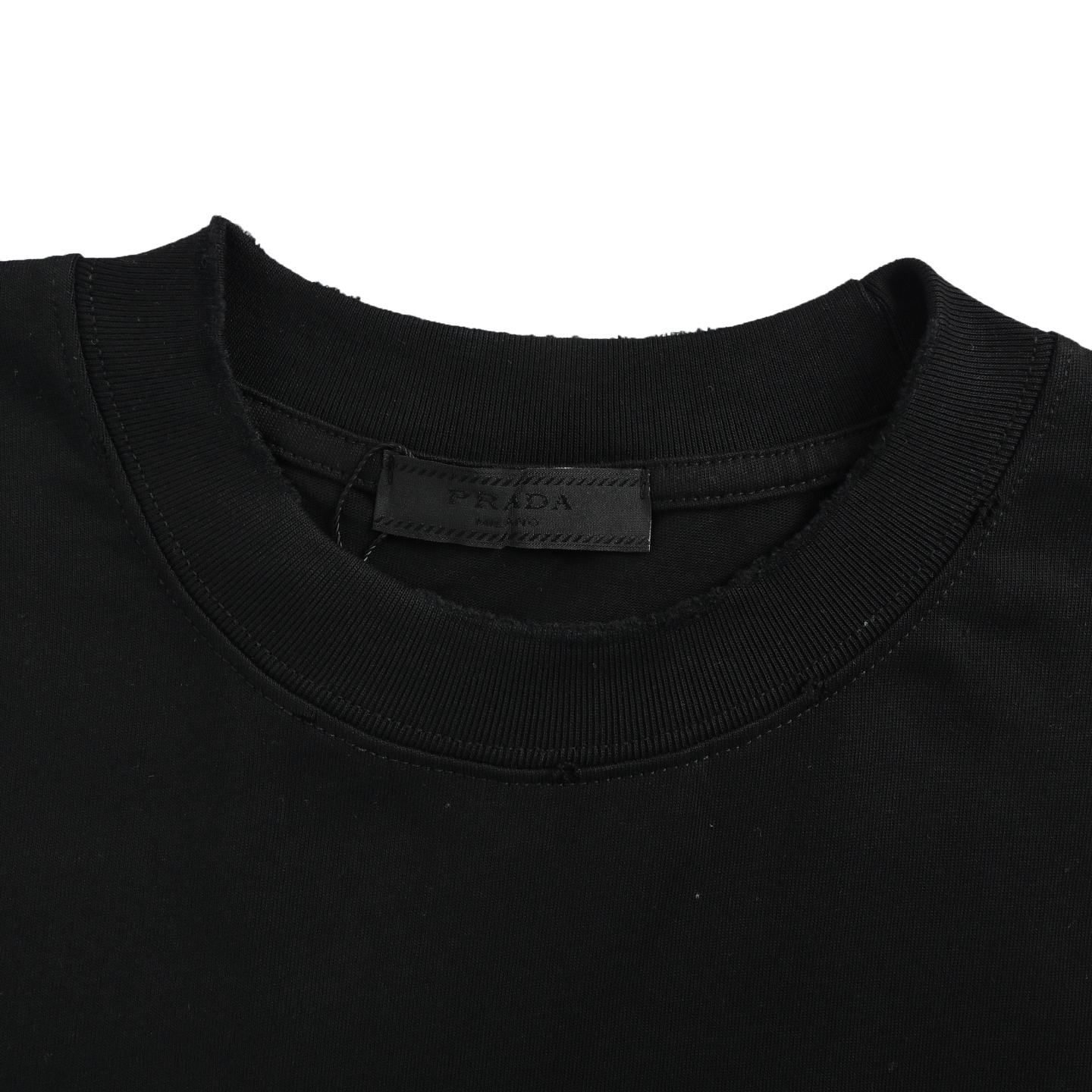 Prada/普拉达 26ss 涂鸦印花短袖 YB定织定染面料黑色 白色-Top High Quatity Cheap Sneakers Fashion Clothing Clothes Bags handbags Shoes of all Brand wholesale With The best Quality And Beautiful Price from China Factory Chinese suppliers wholesaler seller Prada/普拉达 26ss 涂鸦印花短袖 YB定织定染面料黑色 白色