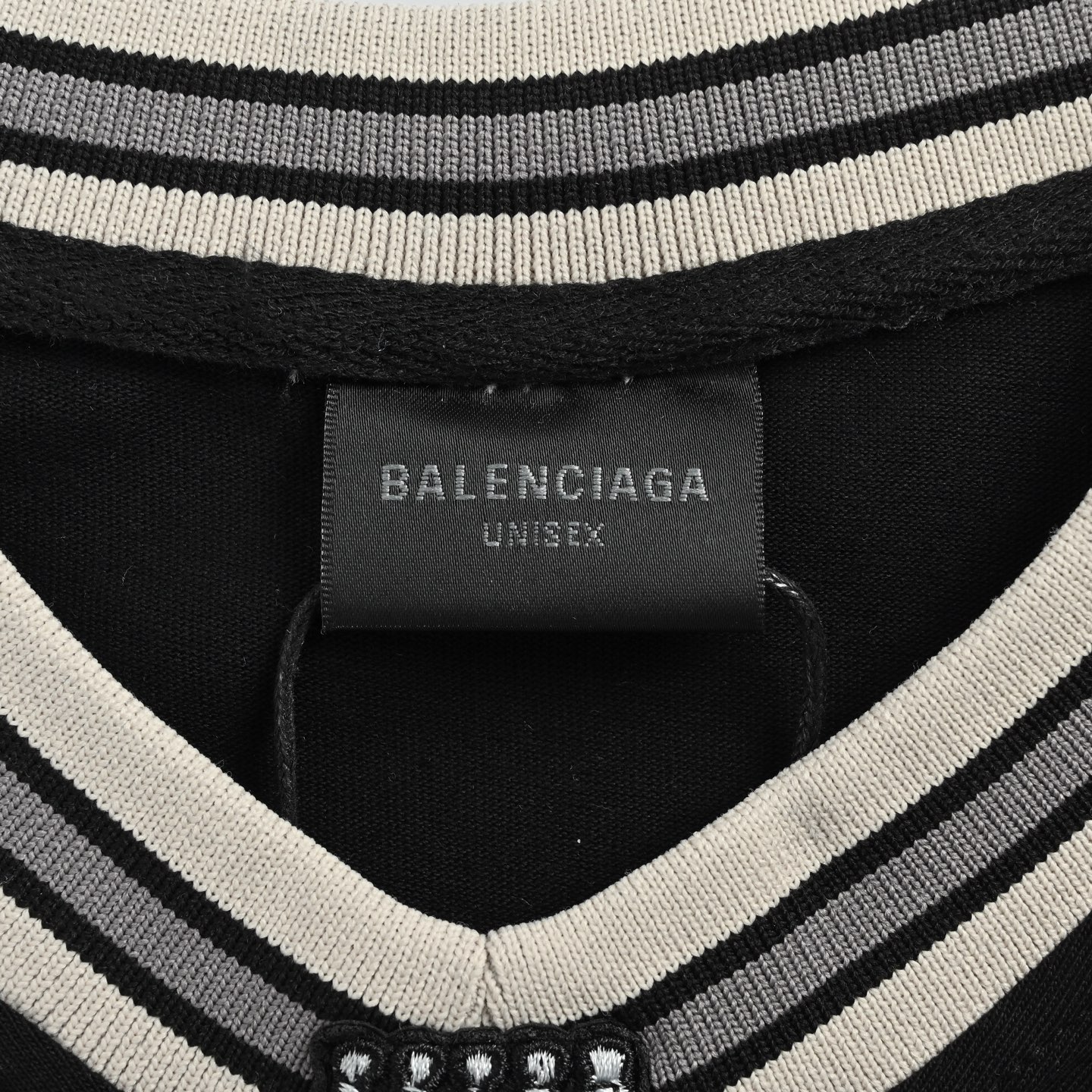 Balenciaga/巴黎世家 26ss 刺绣徽标拼接球衣短袖-Top High Quatity Cheap Sneakers Fashion Clothing Clothes Bags handbags Shoes of all Brand wholesale With The best Quality And Beautiful Price from China Factory Chinese suppliers wholesaler seller Balenciaga/巴黎世家 26ss 刺绣徽标拼接球衣短袖