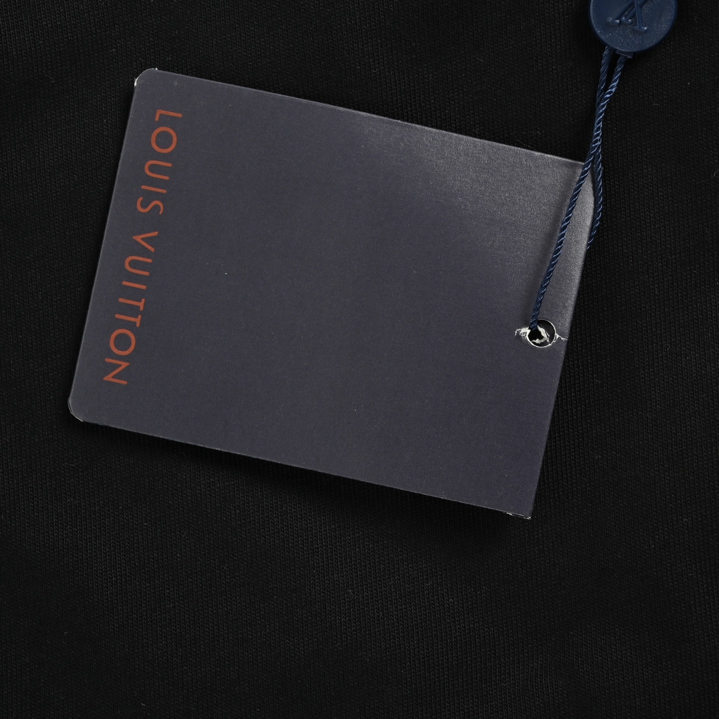 Louis Vuitton/路易威登 26ss 珍珠字母刺绣短袖 白 黑-莆田鞋,莆田鞋货源,高仿鞋,高仿鞋货源,安福档口,莆田高仿鞋,莆田鞋批发,高仿鞋批发,莆田高仿运动鞋,高仿运动鞋,莆田运动鞋 Louis Vuitton/路易威登 26ss 珍珠字母刺绣短袖 白 黑