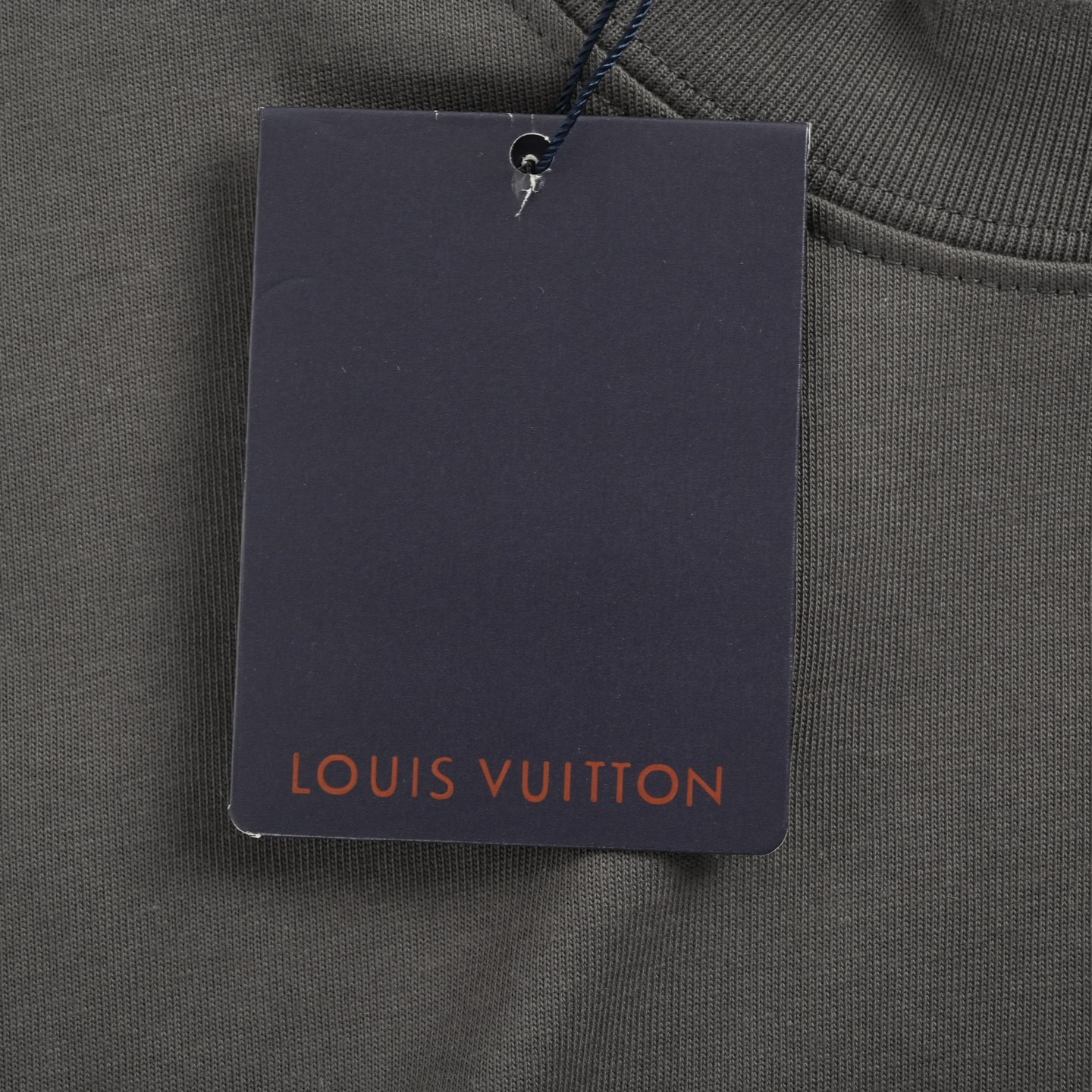 Louis Vuitton/路易威登26ss 重工磨破贴布刺绣短袖-莆田鞋,莆田鞋货源,高仿鞋,高仿鞋货源,安福档口,莆田高仿鞋,莆田鞋批发,高仿鞋批发,莆田高仿运动鞋,高仿运动鞋,莆田运动鞋 Louis Vuitton/路易威登26ss 重工磨破贴布刺绣短袖