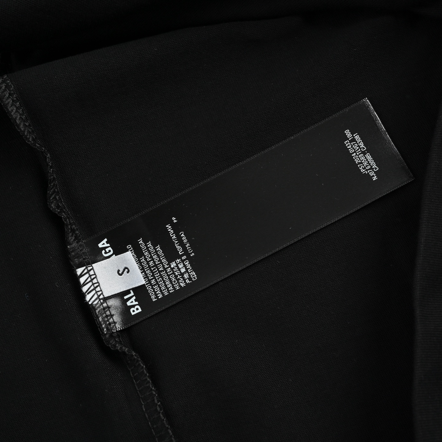 Balenciaga/巴黎世家 26ss 重工贴布刺绣短袖 黑色 白色-Top High Quatity Cheap Sneakers Fashion Clothing Clothes Bags handbags Shoes of all Brand wholesale With The best Quality And Beautiful Price from China Factory Chinese suppliers wholesaler seller Balenciaga/巴黎世家 26ss 重工贴布刺绣短袖 黑色 白色