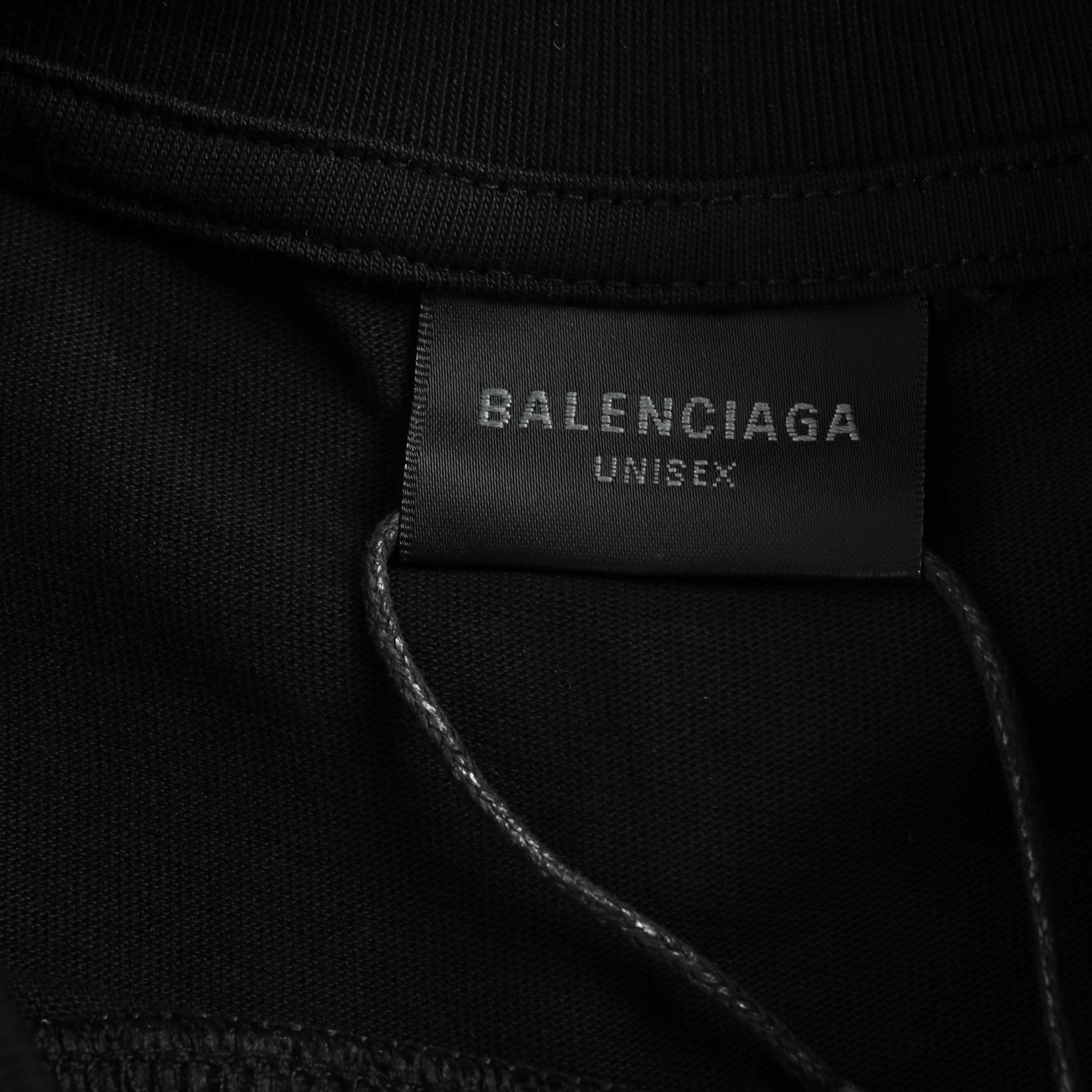 Balenciaga/巴黎世家 26ss 重工贴布刺绣短袖 黑色 白色-Top High Quatity Cheap Sneakers Fashion Clothing Clothes Bags handbags Shoes of all Brand wholesale With The best Quality And Beautiful Price from China Factory Chinese suppliers wholesaler seller Balenciaga/巴黎世家 26ss 重工贴布刺绣短袖 黑色 白色