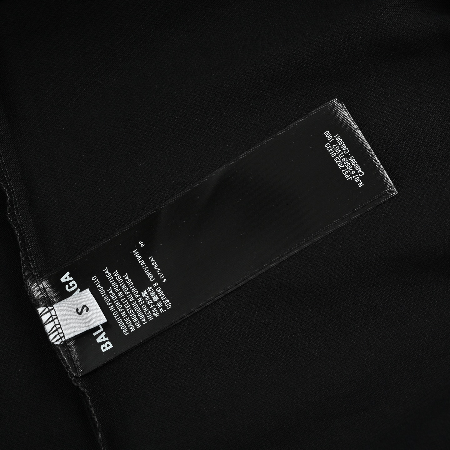 Balenciaga/巴黎世家 26ss 烫珠字母logo短袖