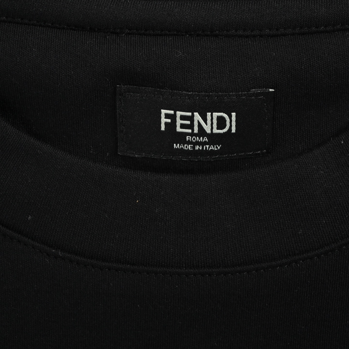 Fendi/芬迪 FF贴布小狗刺绣短袖
