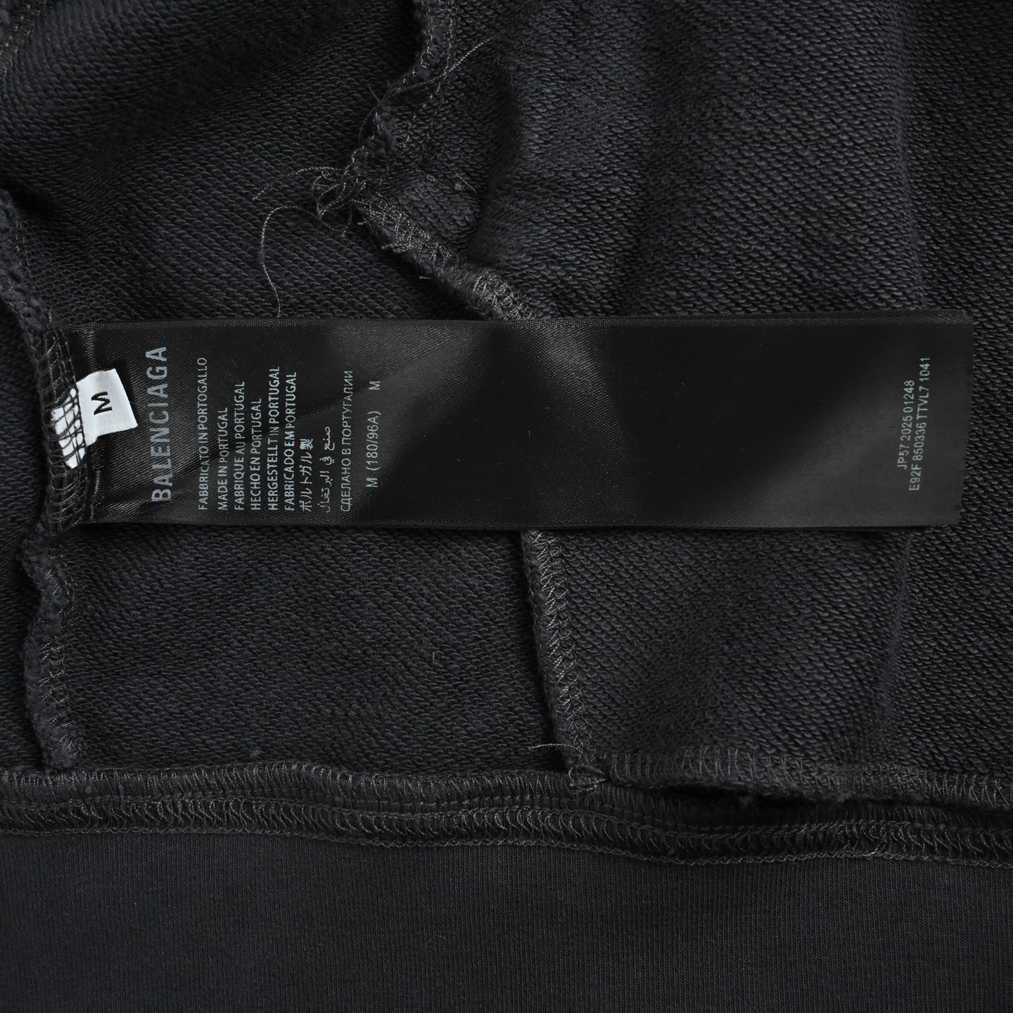 Balenciaga 巴黎世家 胶浆印花拉链廓形连帽外套-Chinese UA Cheap High Quatity Brand Clothes Bags handbags Sneakers wholesale wholesaler seller from China Factory suppliers Fashion Clothing Shoes best Quality Beautiful Price Balenciaga 巴黎世家 胶浆印花拉链廓形连帽外套