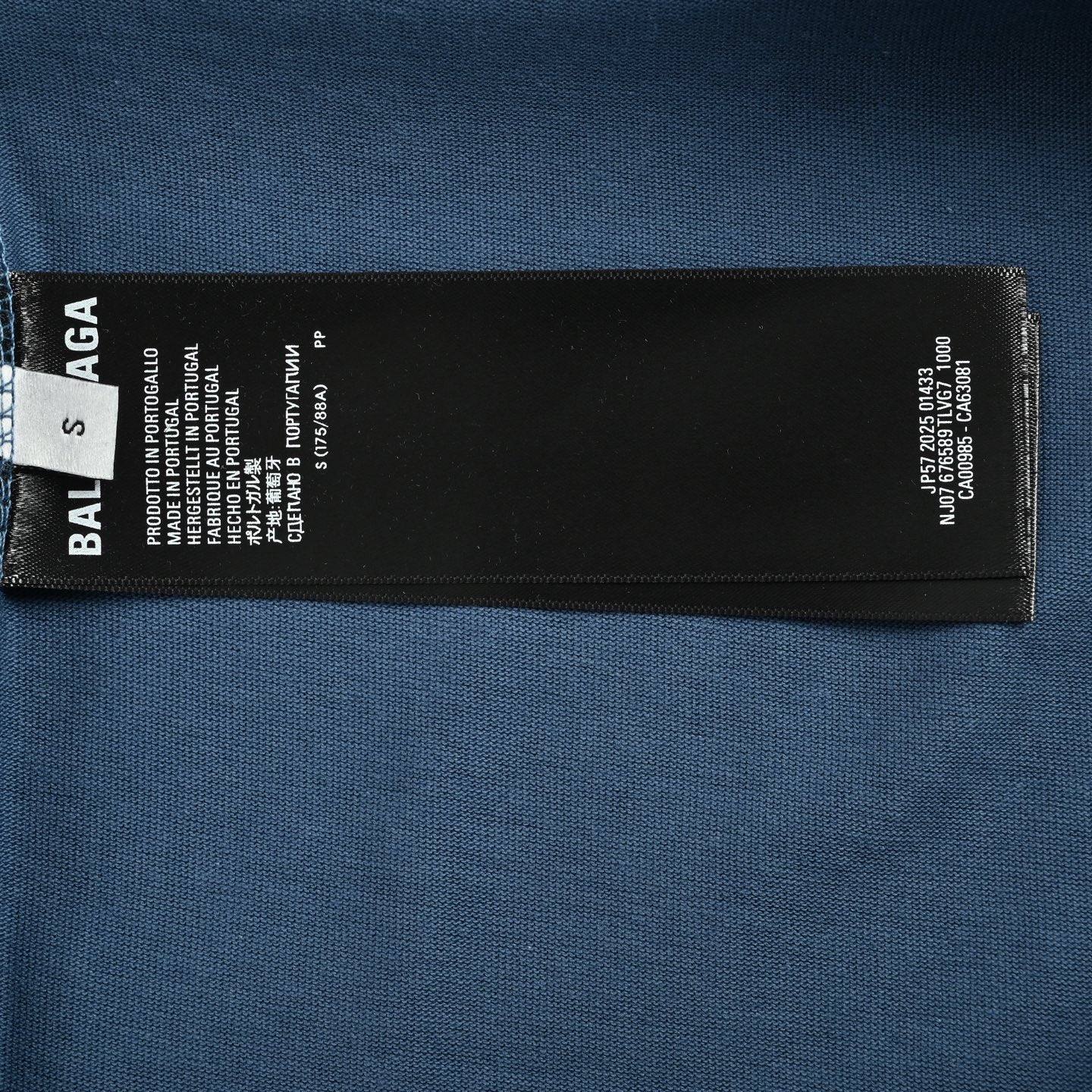 Balenciaga 巴黎世家 26ss 3M滑雪字母logo刺绣短袖-Chinese UA Cheap High Quatity Brand Clothes Bags handbags Sneakers wholesale wholesaler seller from China Factory suppliers Fashion Clothing Shoes best Quality Beautiful Price Balenciaga 巴黎世家 26ss 3M滑雪字母logo刺绣短袖