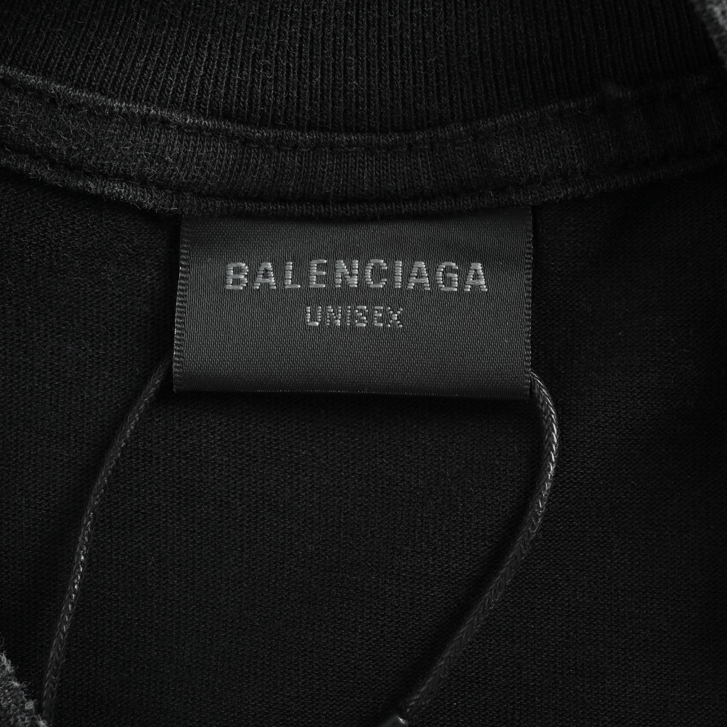 Balenciaga/巴黎世家 发泡印花水洗破洞短袖-Top High Quatity Cheap Sneakers Fashion Clothing Clothes Bags handbags Shoes of all Brand wholesale With The best Quality And Beautiful Price from China Factory Chinese suppliers wholesaler seller Balenciaga/巴黎世家 发泡印花水洗破洞短袖