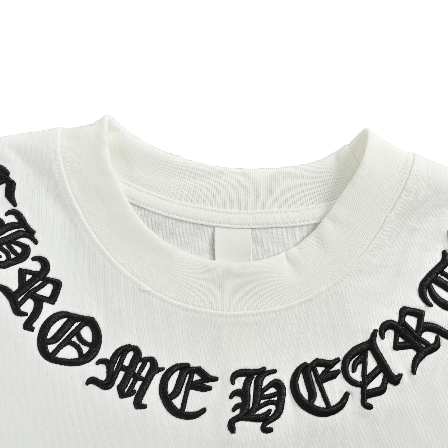 Chrome Hearts/克罗心 26ss 领口梵文刺绣短袖-莆田鞋,莆田鞋货源,高仿鞋,高仿鞋货源,安福档口,莆田高仿鞋,莆田鞋批发,高仿鞋批发,莆田高仿运动鞋,高仿运动鞋,莆田运动鞋 Chrome Hearts/克罗心 26ss 领口梵文刺绣短袖