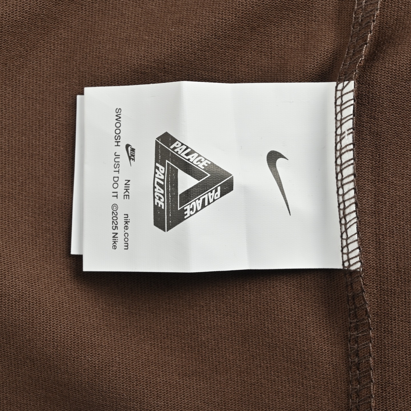 NIKE & PALACE 联名 城市限定短袖-Chinese UA Cheap High Quatity Brand Clothes Bags handbags Sneakers wholesale wholesaler seller from China Factory suppliers Fashion Clothing Shoes best Quality Beautiful Price NIKE & PALACE 联名 城市限定短袖