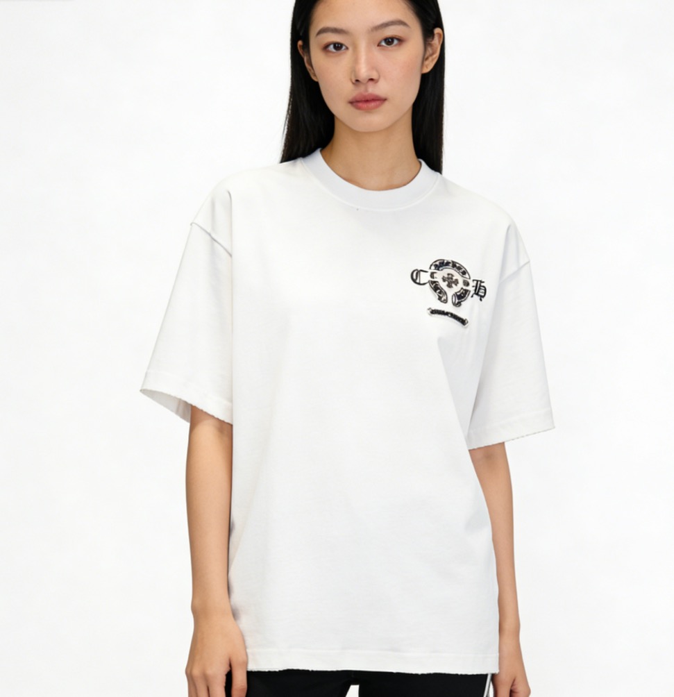 #Chrome Hearts/克罗心 重工贴布绣logo短袖上身效果