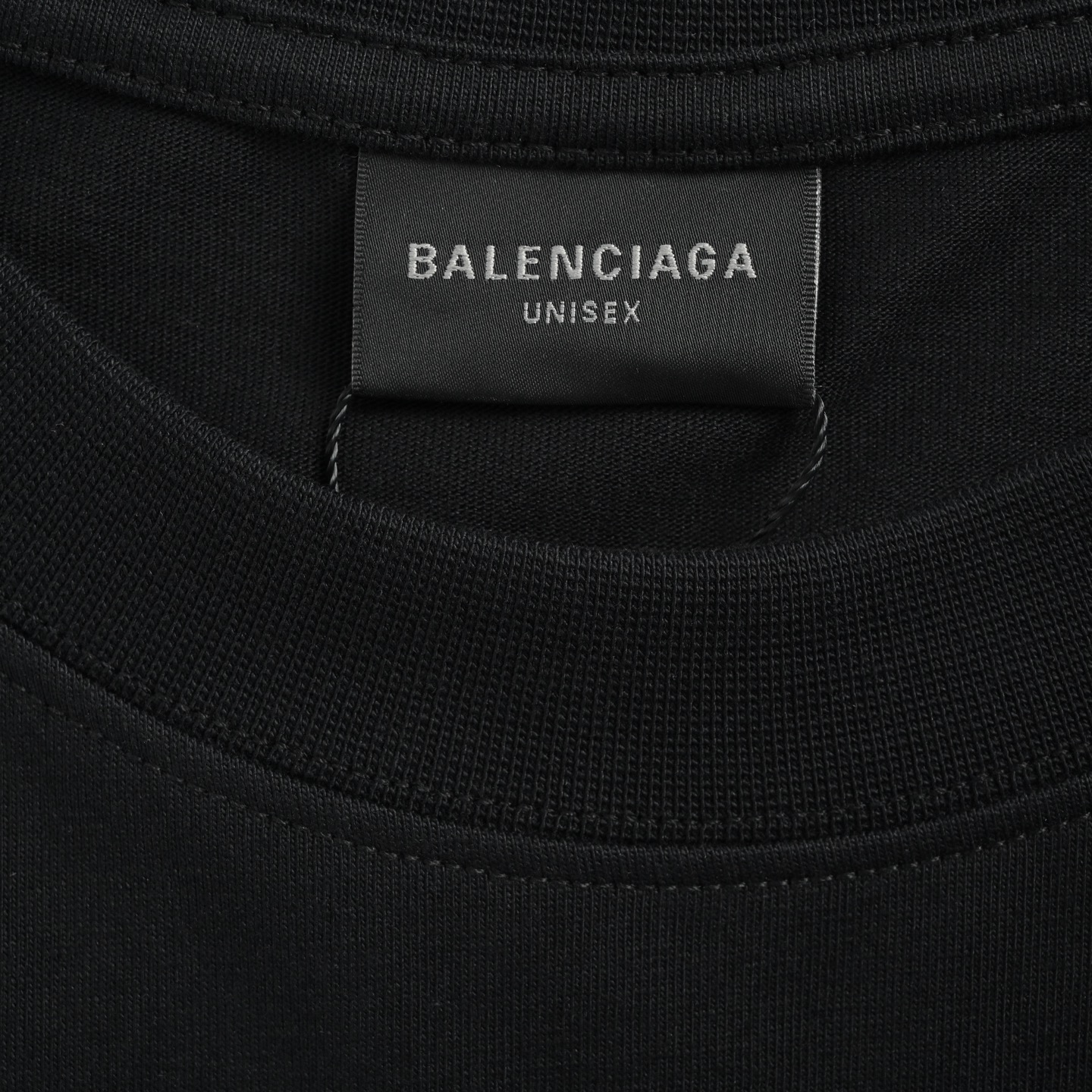 Balenciaga 巴黎世家 哥特字母18号干裂印花短袖-Chinese UA Cheap High Quatity Brand Clothes Bags handbags Sneakers wholesale wholesaler seller from China Factory suppliers Fashion Clothing Shoes best Quality Beautiful Price Balenciaga 巴黎世家 哥特字母18号干裂印花短袖