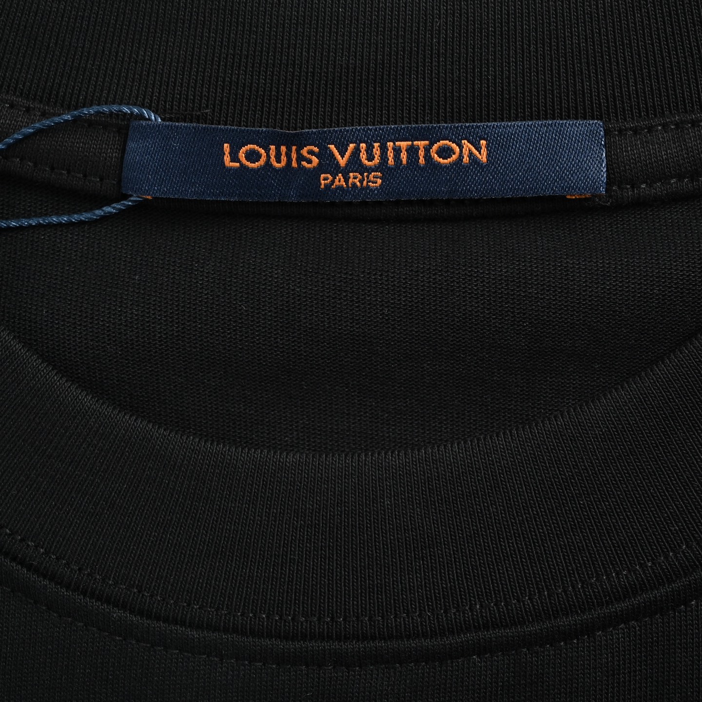 Louis Vuitton 路易威登 拼色logo刺绣短袖-Chinese UA Cheap High Quatity Brand Clothes Bags handbags Sneakers wholesale wholesaler seller from China Factory suppliers Fashion Clothing Shoes best Quality Beautiful Price Louis Vuitton 路易威登 拼色logo刺绣短袖