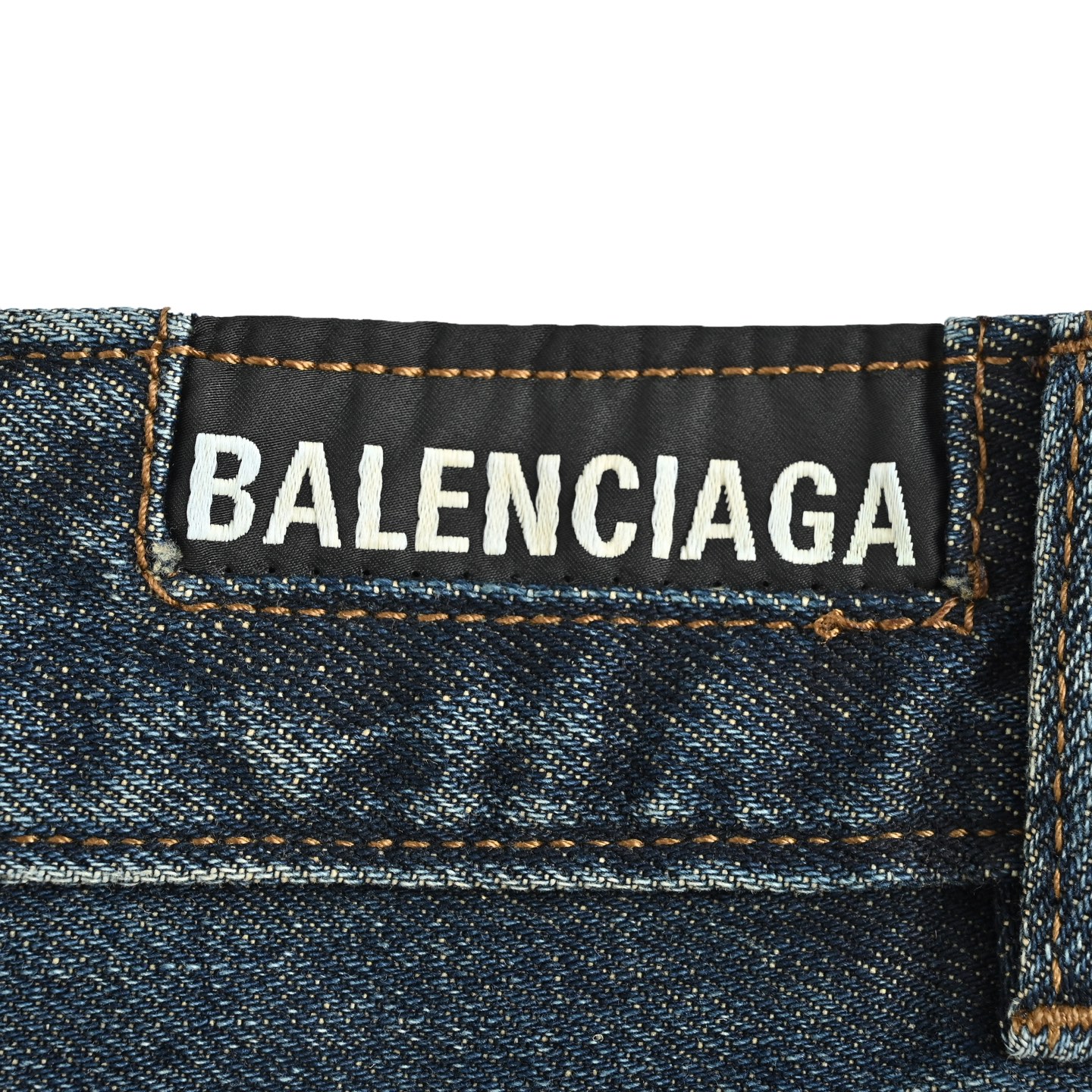 巴黎世家 Balenciaga 25ss复古洗水蓝微喇叭牛仔裤-Chinese UA Cheap High Quatity Brand Clothes Bags handbags Sneakers wholesale wholesaler seller from China Factory suppliers Fashion Clothing Shoes best Quality Beautiful Price 巴黎世家 Balenciaga 25ss复古洗水蓝微喇叭牛仔裤
