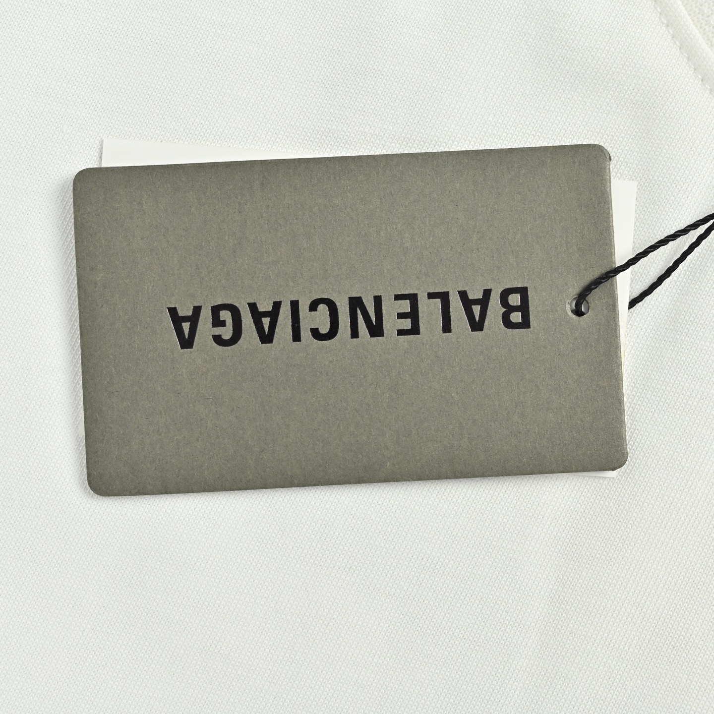 Balenciagag 巴黎世家 铆钉穿孔穿钉短袖-Chinese UA Cheap High Quatity Brand Clothes Bags handbags Sneakers wholesale wholesaler seller from China Factory suppliers Fashion Clothing Shoes best Quality Beautiful Price Balenciagag 巴黎世家 铆钉穿孔穿钉短袖