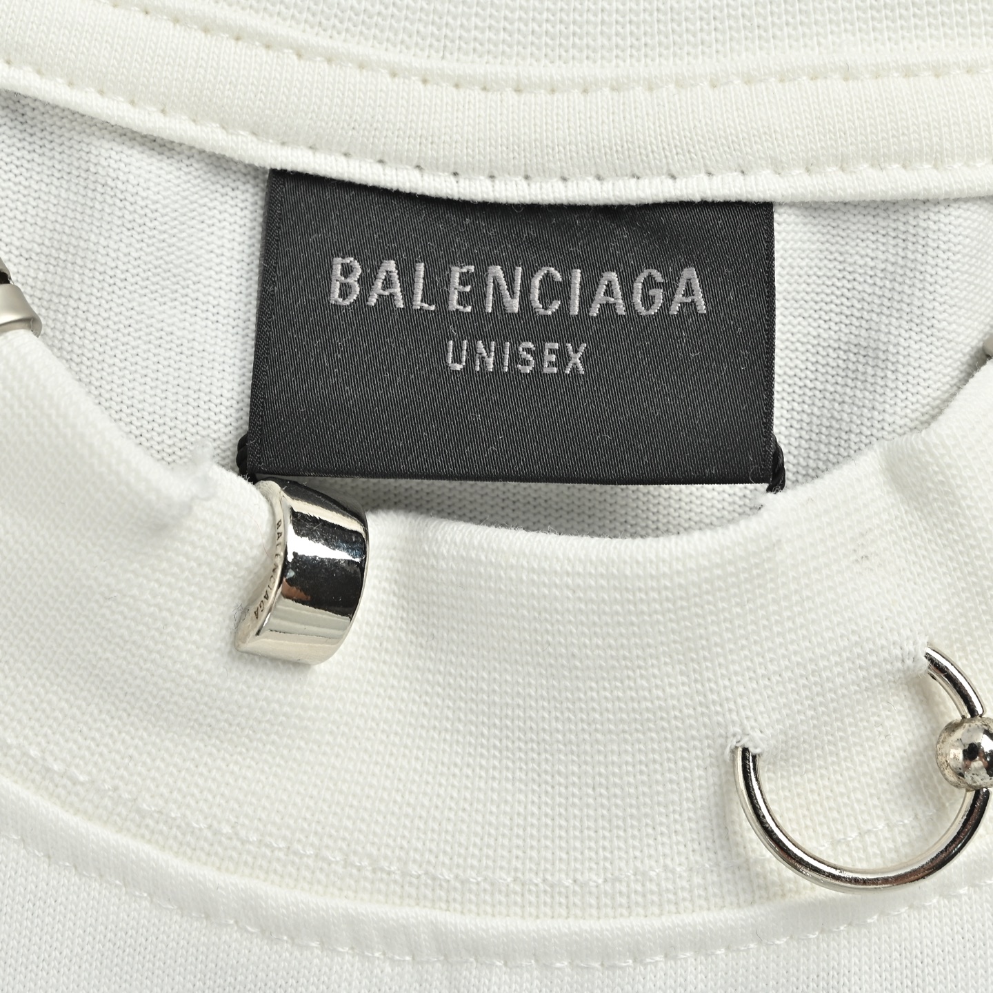 Balenciagag 巴黎世家 铆钉穿孔穿钉短袖-Chinese UA Cheap High Quatity Brand Clothes Bags handbags Sneakers wholesale wholesaler seller from China Factory suppliers Fashion Clothing Shoes best Quality Beautiful Price Balenciagag 巴黎世家 铆钉穿孔穿钉短袖