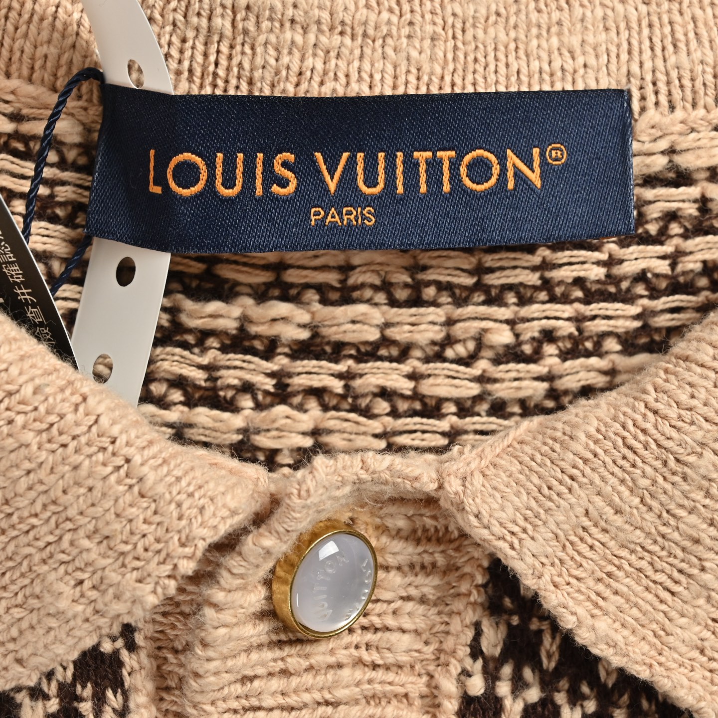Louis Vuitton 路易威登 皮牌徽章网眼针织Polo短袖衫-Chinese wholesaler seller Clothes Bags handbags wholesale Shoes High Quatity wholesaler seller Cheap Sneakers from China Factory Chinese suppliers china wholesale clothing wholesaler seller Louis Vuitton 路易威登 皮牌徽章网眼针织Polo短袖衫
