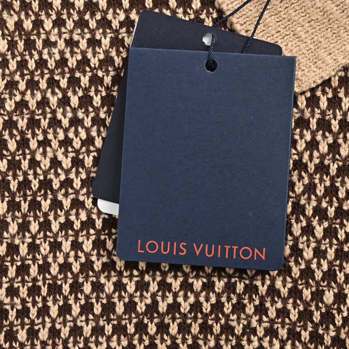 Louis Vuitton 路易威登 皮牌徽章网眼针织Polo短袖衫-Chinese wholesaler seller Clothes Bags handbags wholesale Shoes High Quatity wholesaler seller Cheap Sneakers from China Factory Chinese suppliers china wholesale clothing wholesaler seller Louis Vuitton 路易威登 皮牌徽章网眼针织Polo短袖衫