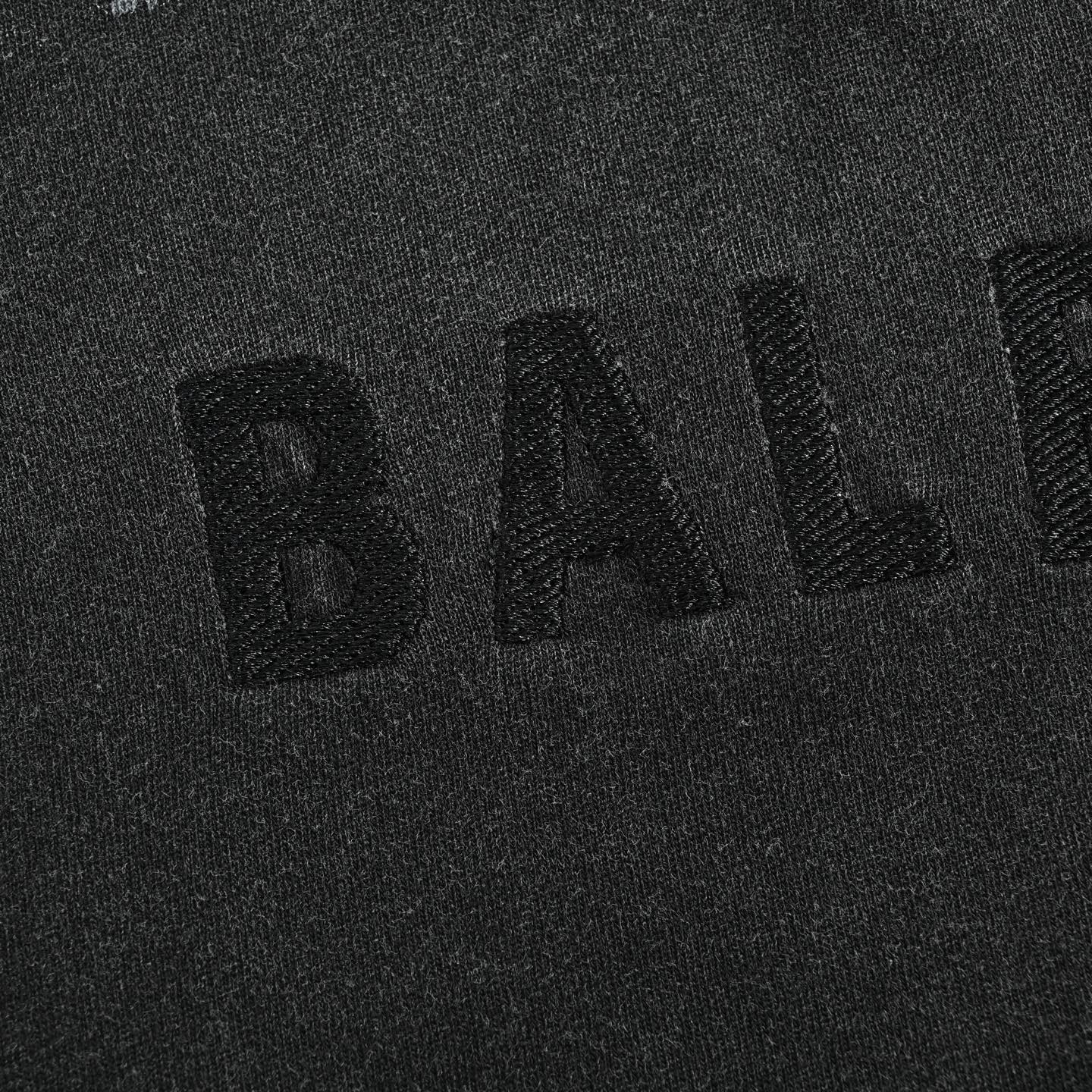 Balenciaga/巴黎世家 25ss油漆喷墨刺绣字母短袖-Top High Quatity Cheap Sneakers Fashion Clothing Clothes Bags handbags Shoes of all Brand wholesale With The best Quality And Beautiful Price from China Factory Chinese suppliers wholesaler seller Balenciaga/巴黎世家 25ss油漆喷墨刺绣字母短袖